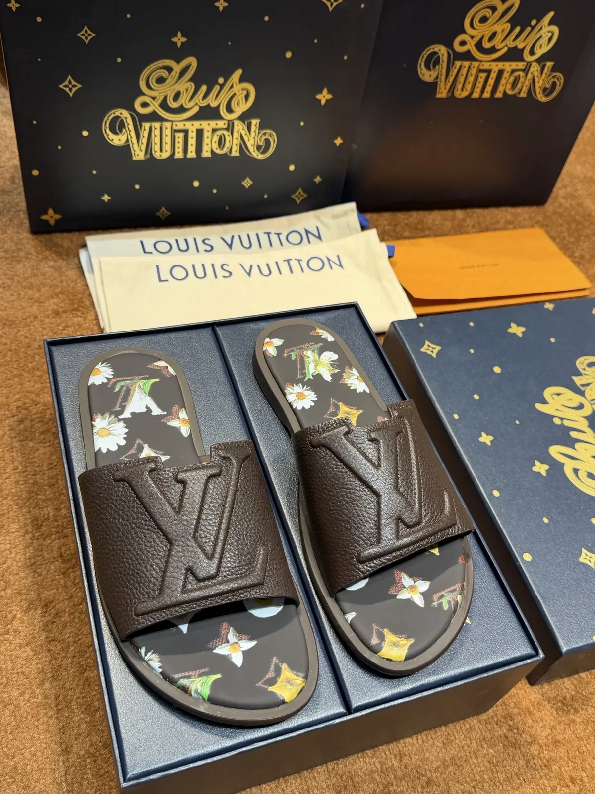 LV Style Leather Men's Shoes Lookbook Reference image 2