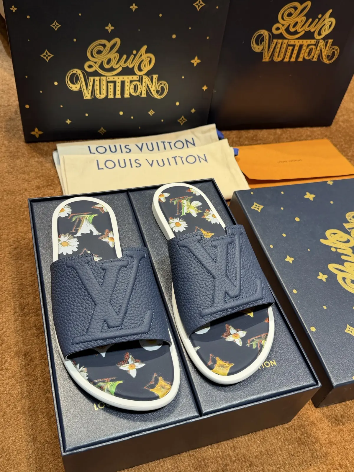LV Style Leather Men's Shoes Lookbook Reference image 2