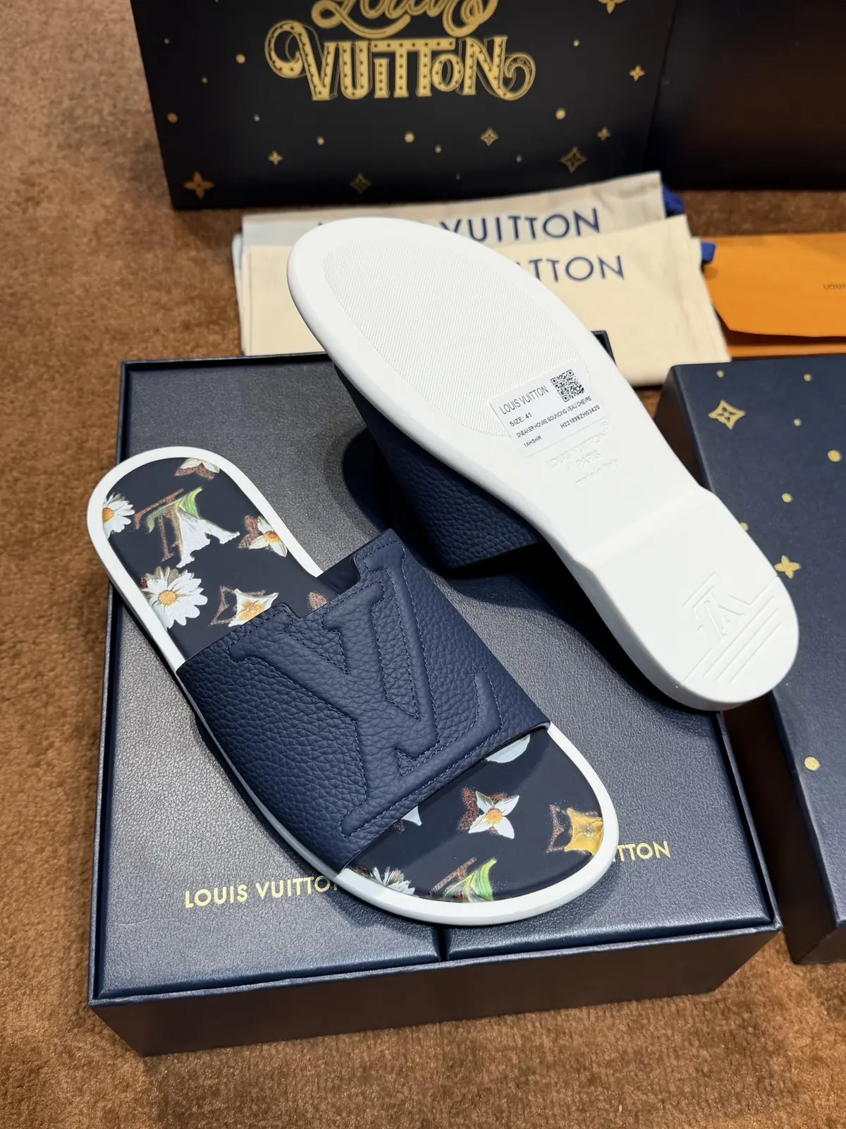 LV Style Leather Men's Shoes Lookbook Reference image 5