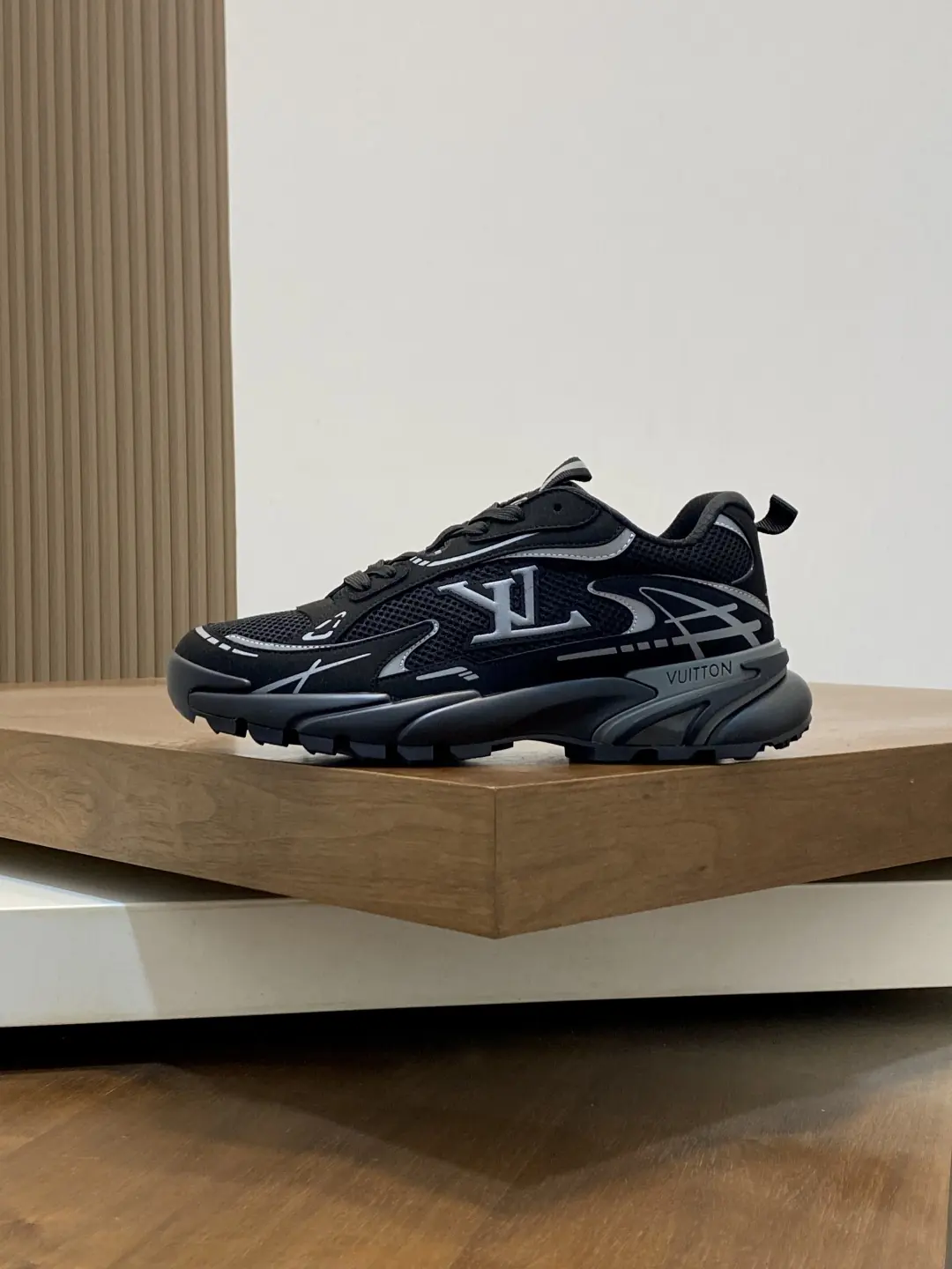 LV Style Leather Men's Shoes Lookbook Reference image 2