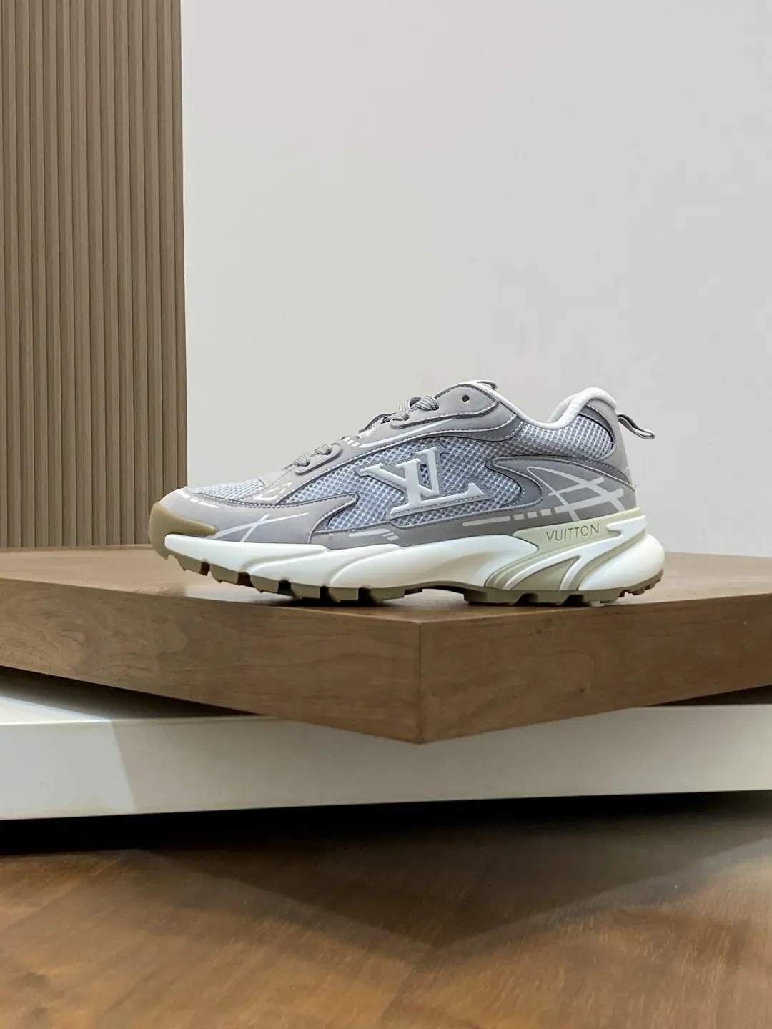 LV Style Leather Men's Shoes Lookbook Reference image 2