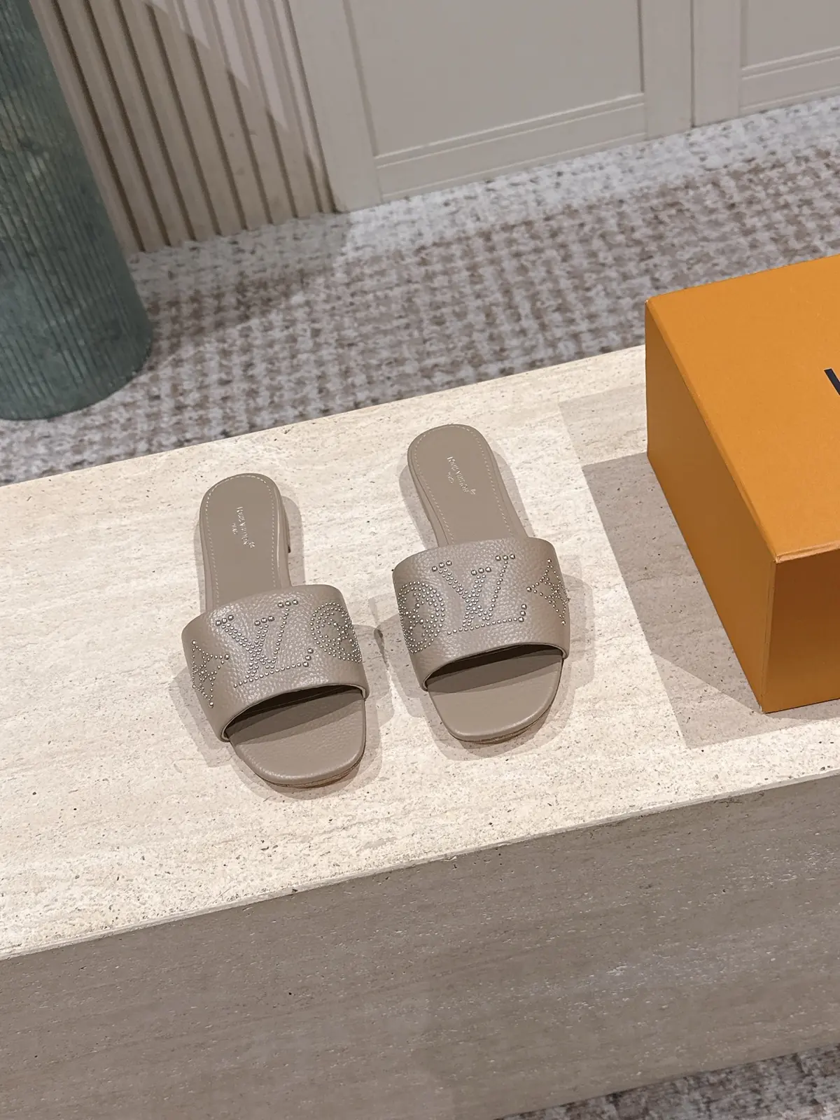 LV Style Leather Women's Shoes Lookbook Reference image 2