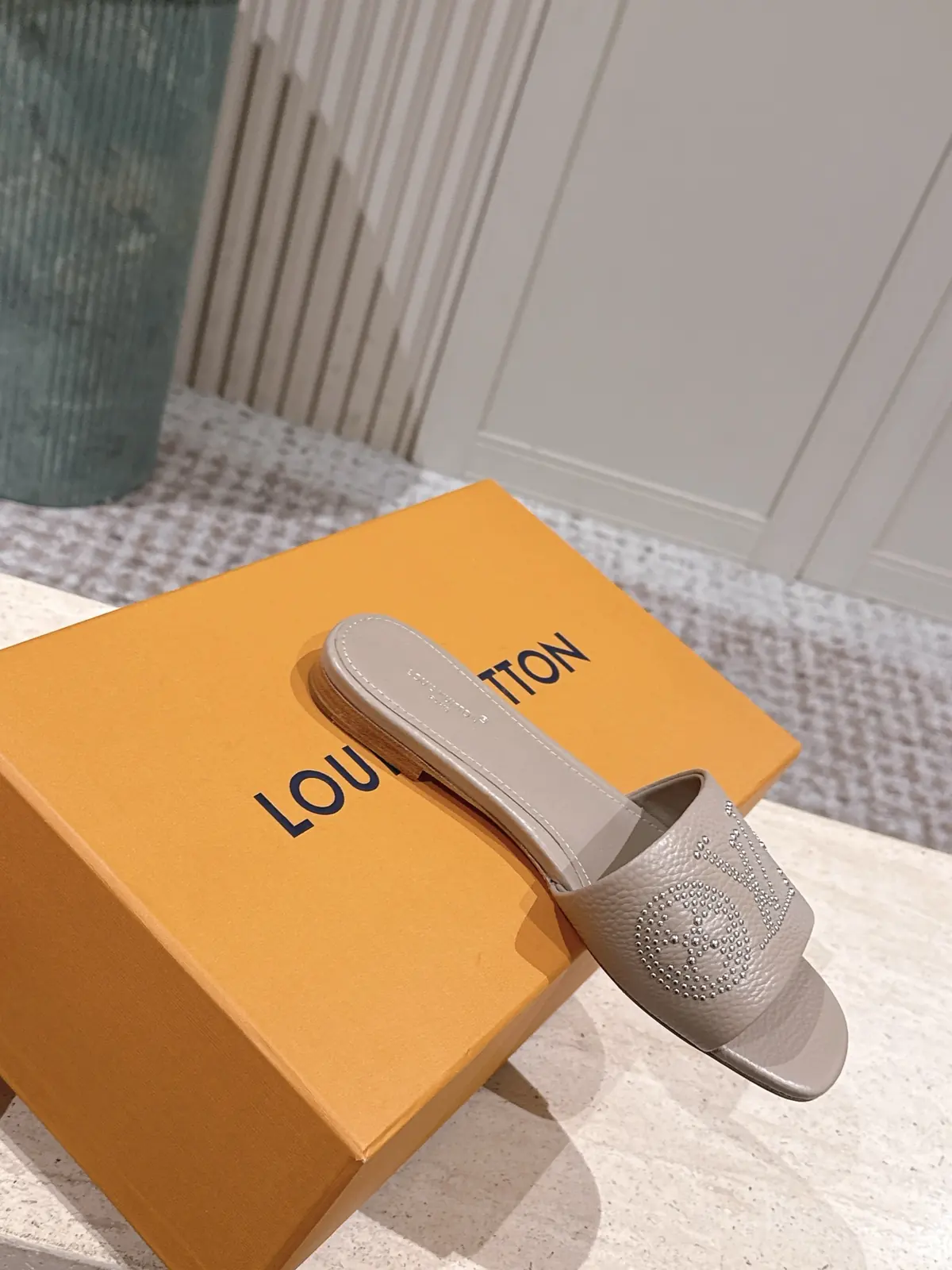 LV Style Leather Women's Shoes Lookbook Reference image 4