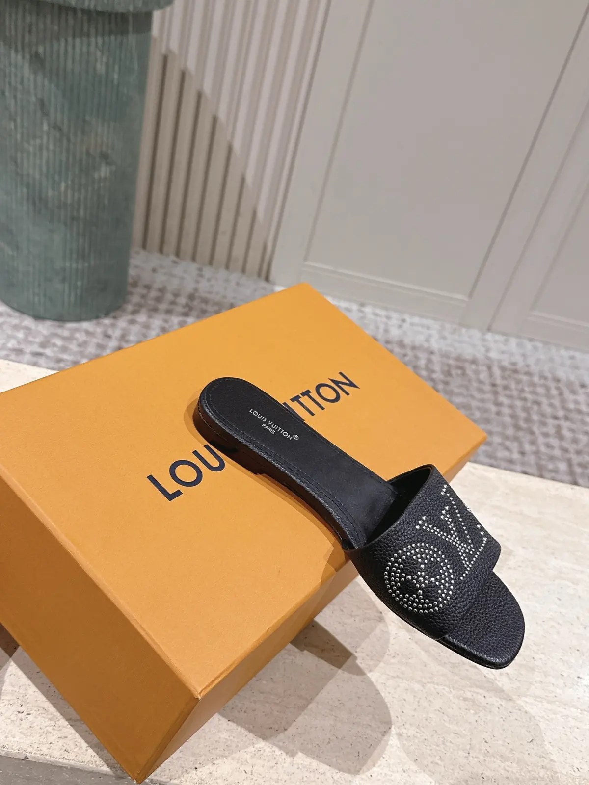 LV Style Leather Women's Shoes Lookbook Reference image 4