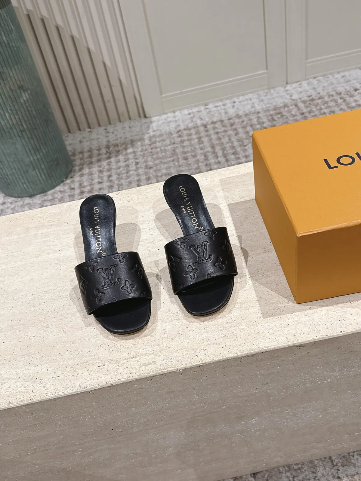 LV Style Leather Women's Shoes Lookbook Reference image 2