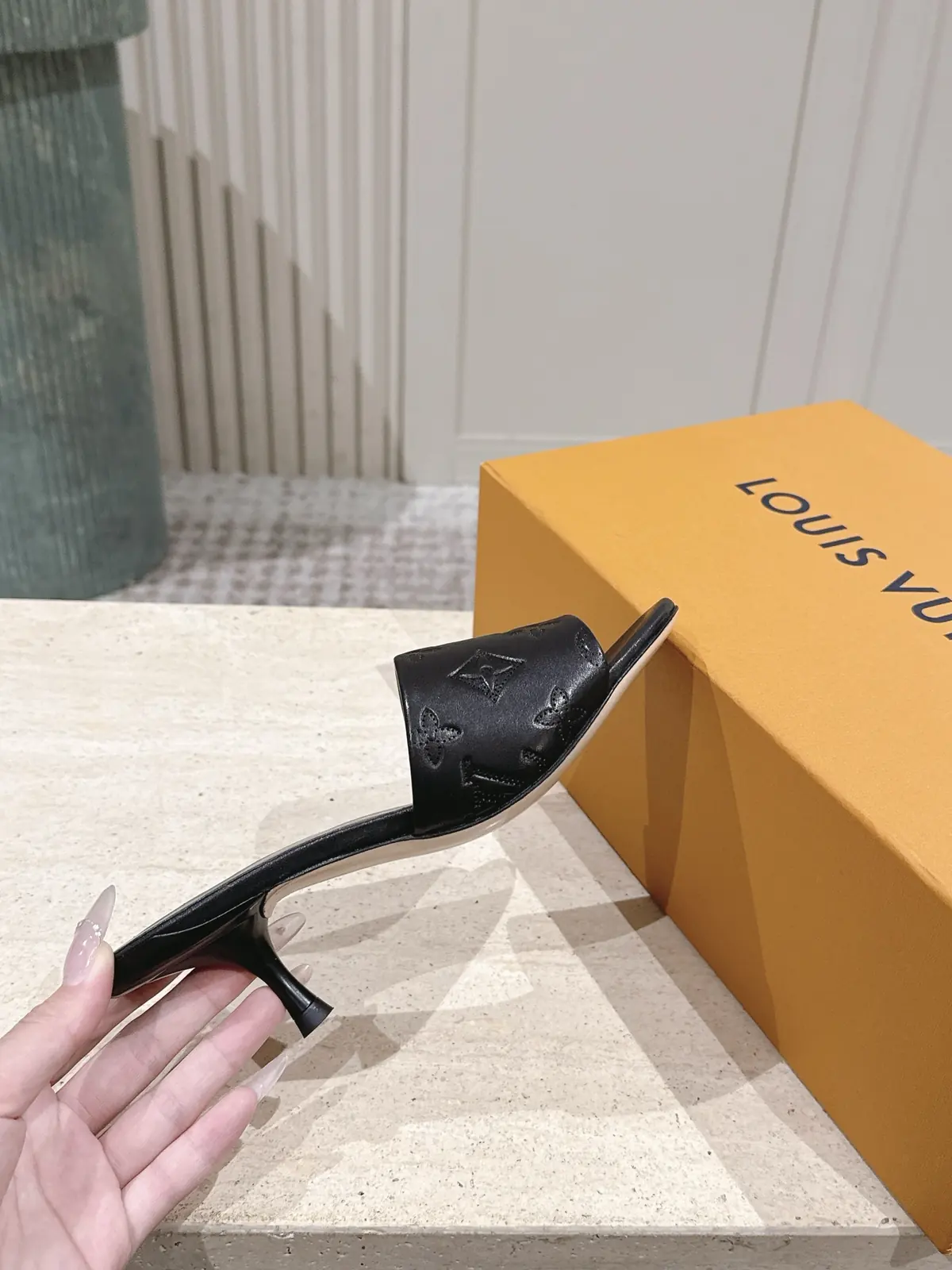 LV Style Leather Women's Shoes Lookbook Reference image 5