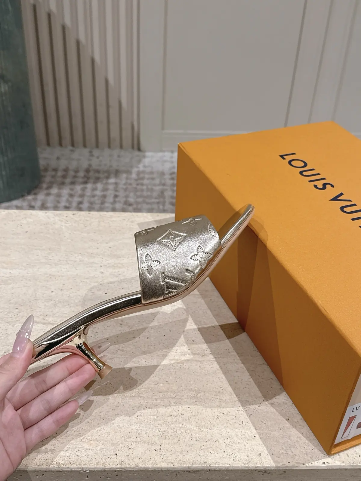 LV Style Leather Women's Shoes Lookbook Reference image 5