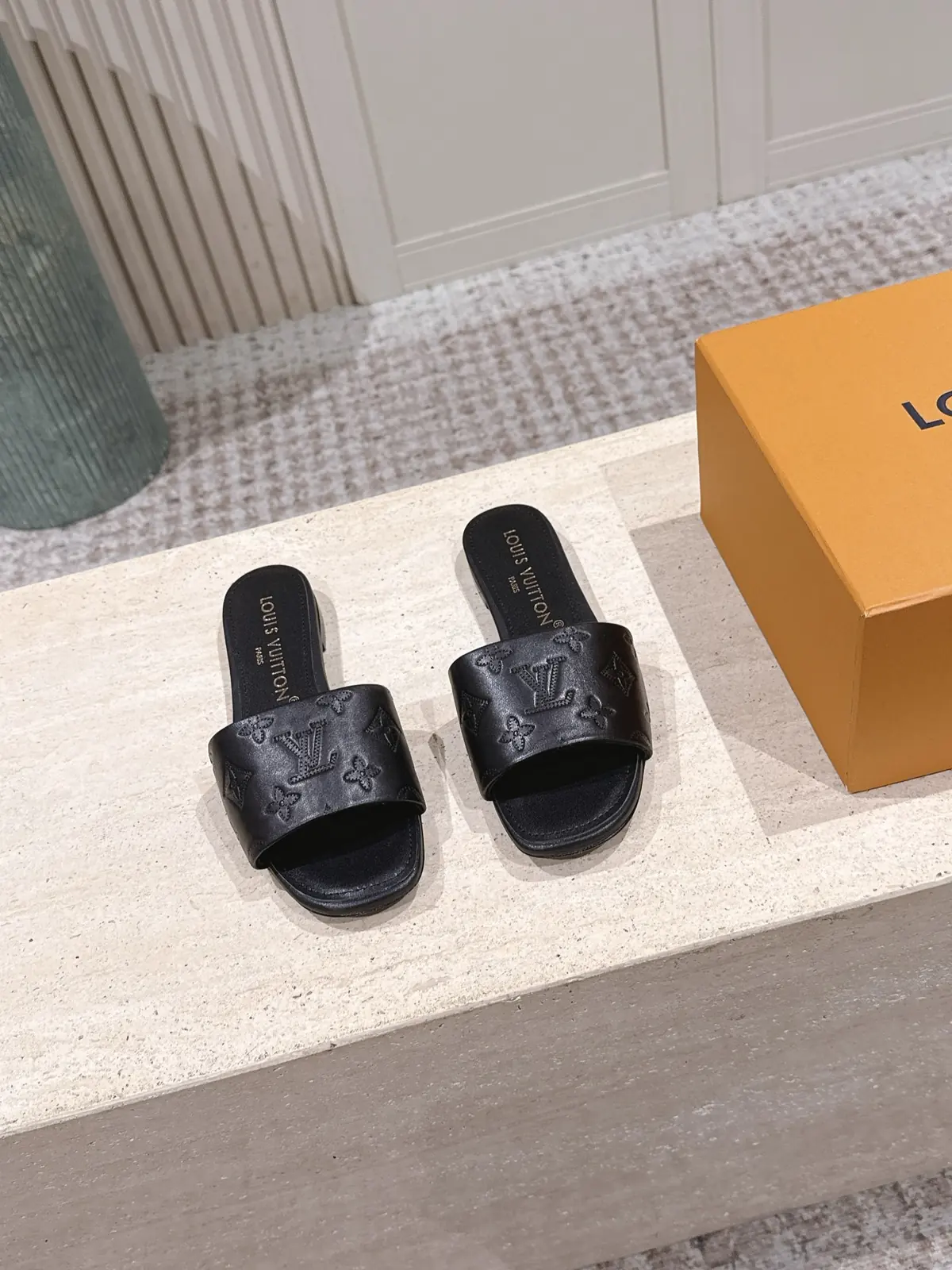 LV Style Leather Women's Shoes Lookbook Reference image 2