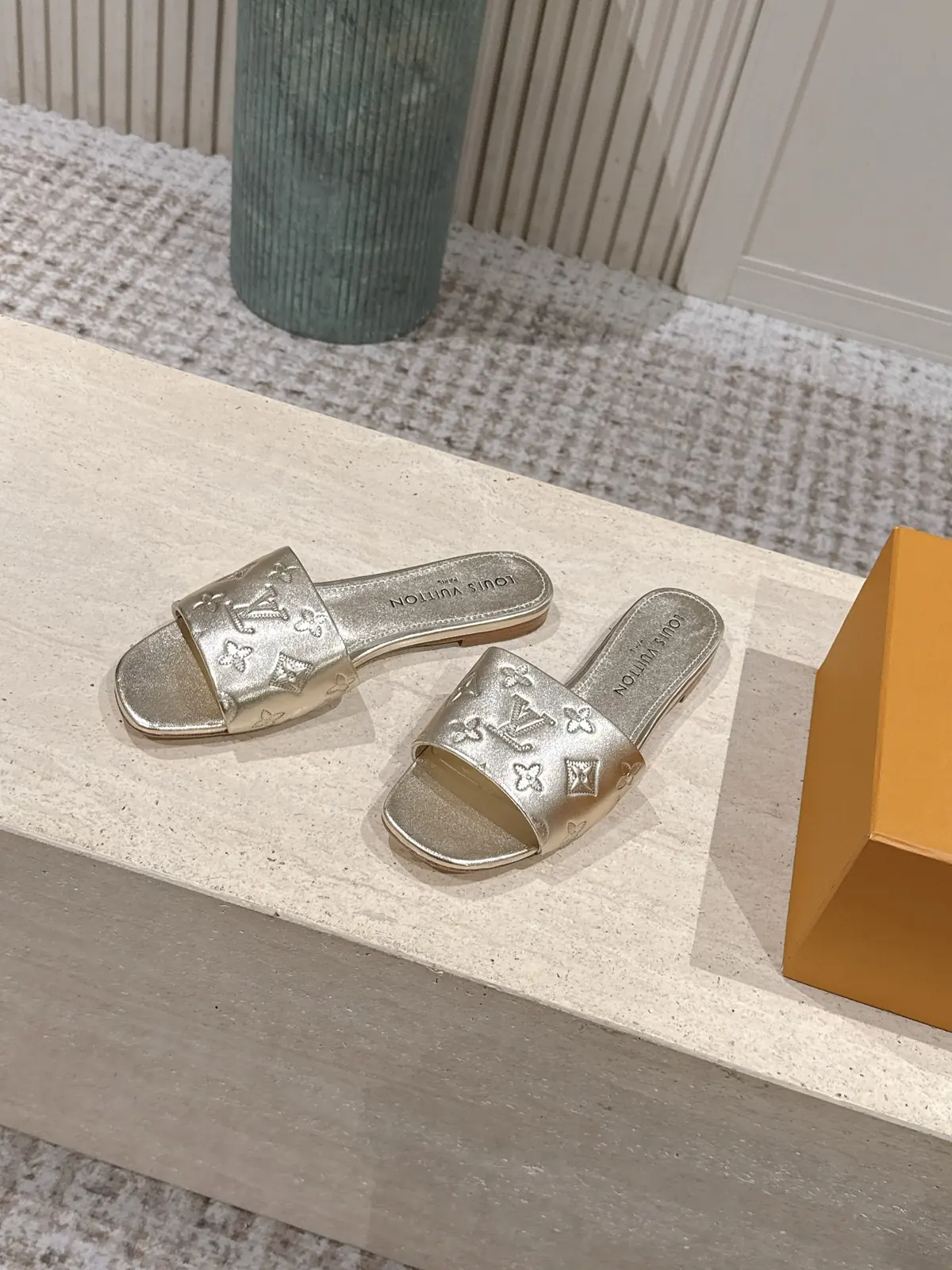 LV Style Leather Women's Shoes Lookbook Reference image 3