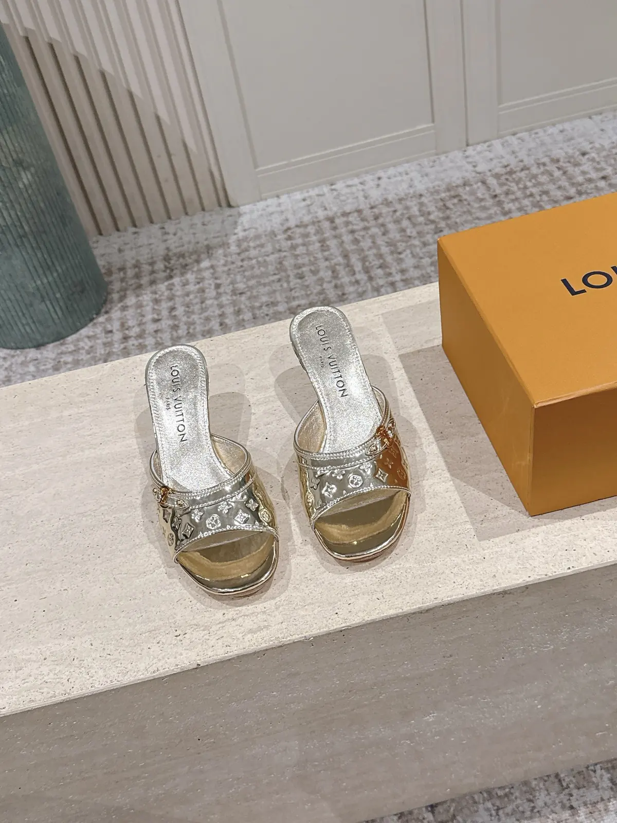 LV Style Leather Women's Shoes Lookbook Reference image 2