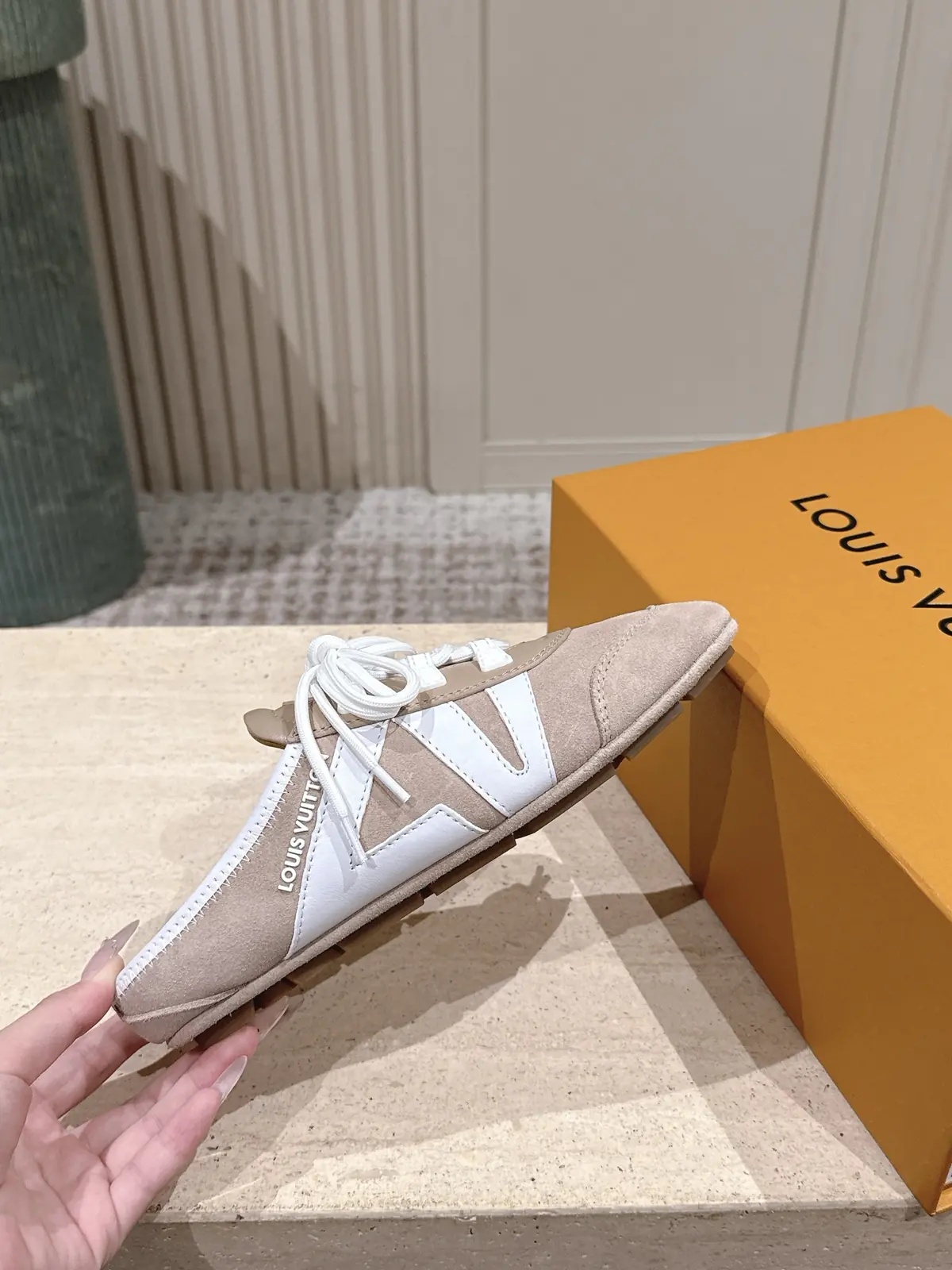LV Style Leather Women's Shoes Lookbook Reference image 5