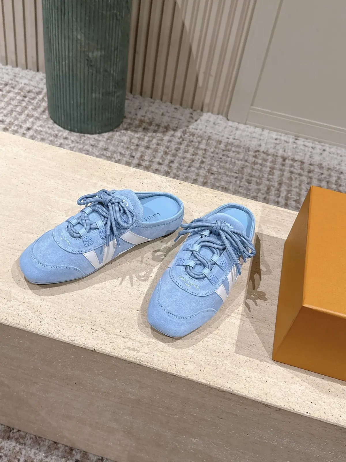 LV Style Leather Women's Shoes Lookbook Reference image 3