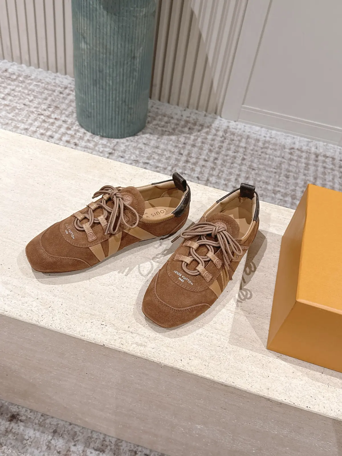 LV Style Leather Women's Shoes Lookbook Reference image 3