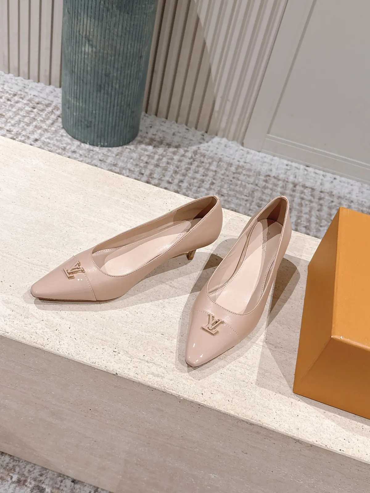 LV Style Leather Women's Shoes Lookbook Reference image 3