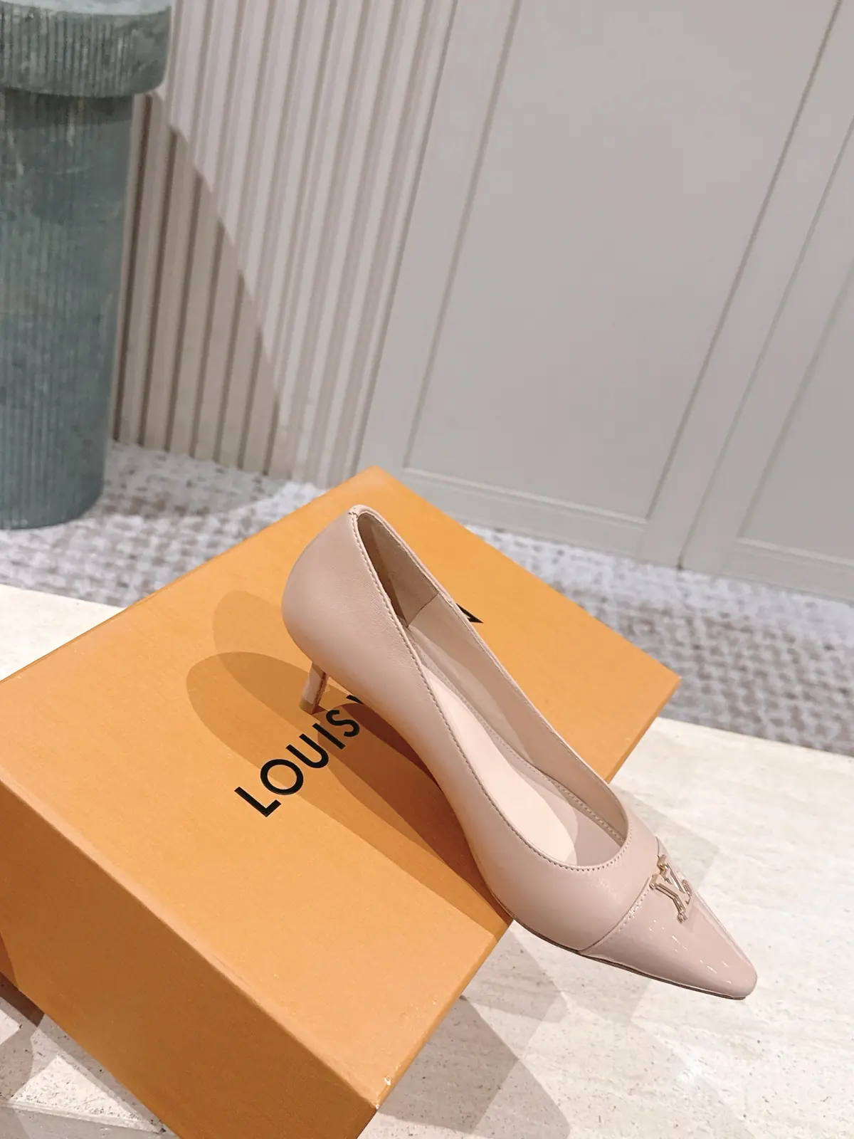 LV Style Leather Women's Shoes Lookbook Reference image 4