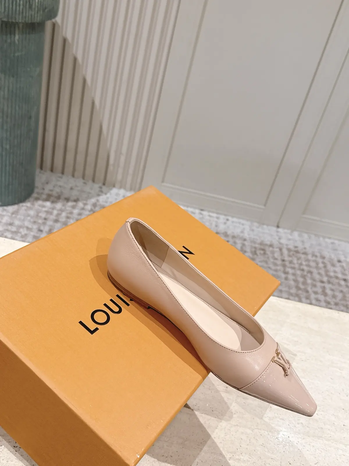LV Style Leather Women's Shoes Lookbook Reference image 4