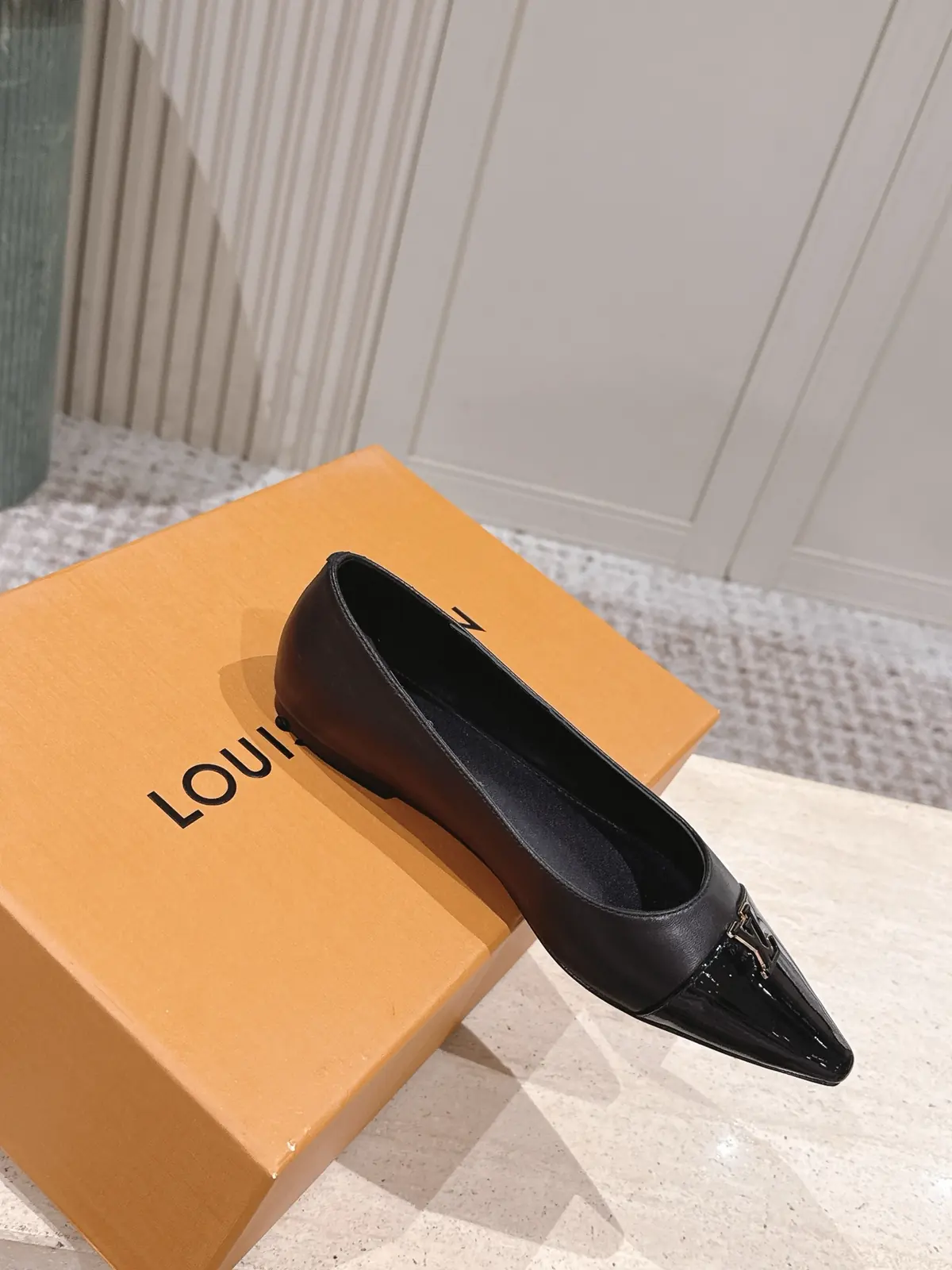 LV Style Leather Women's Shoes Lookbook Reference image 4