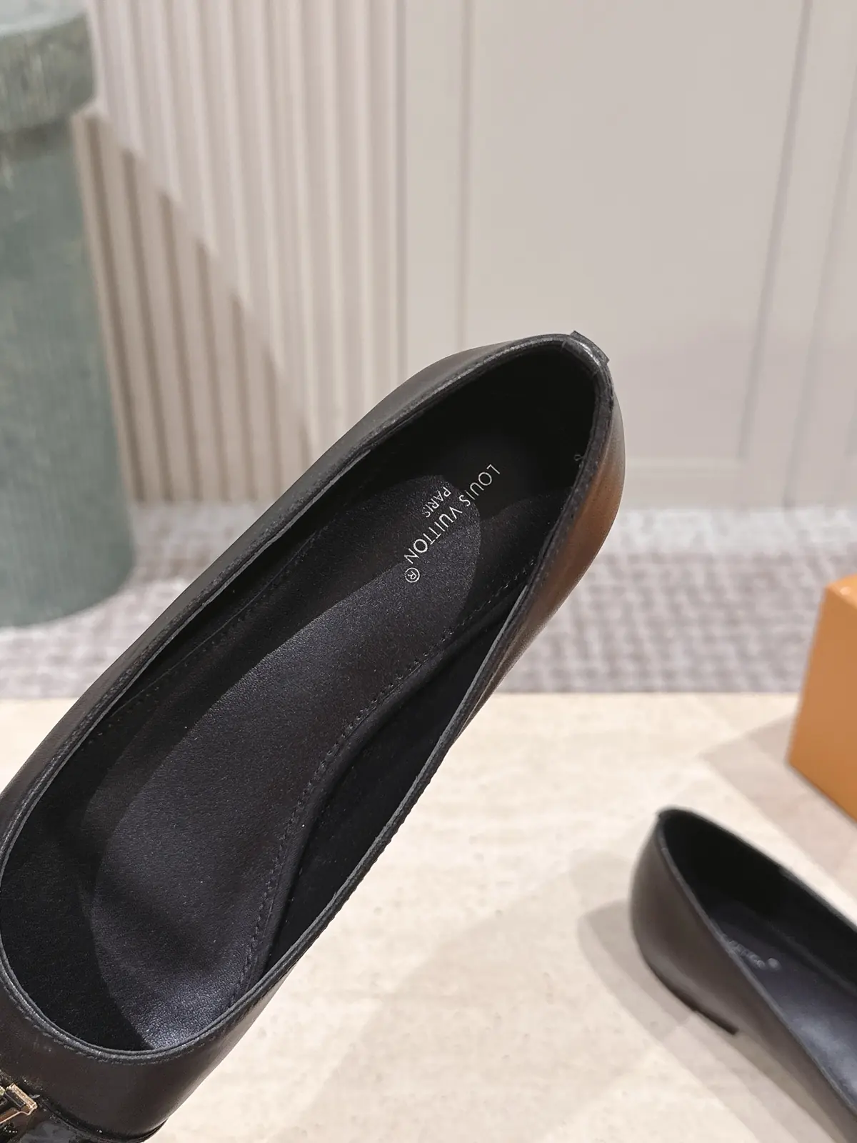 LV Style Leather Women's Shoes Lookbook Reference image 6