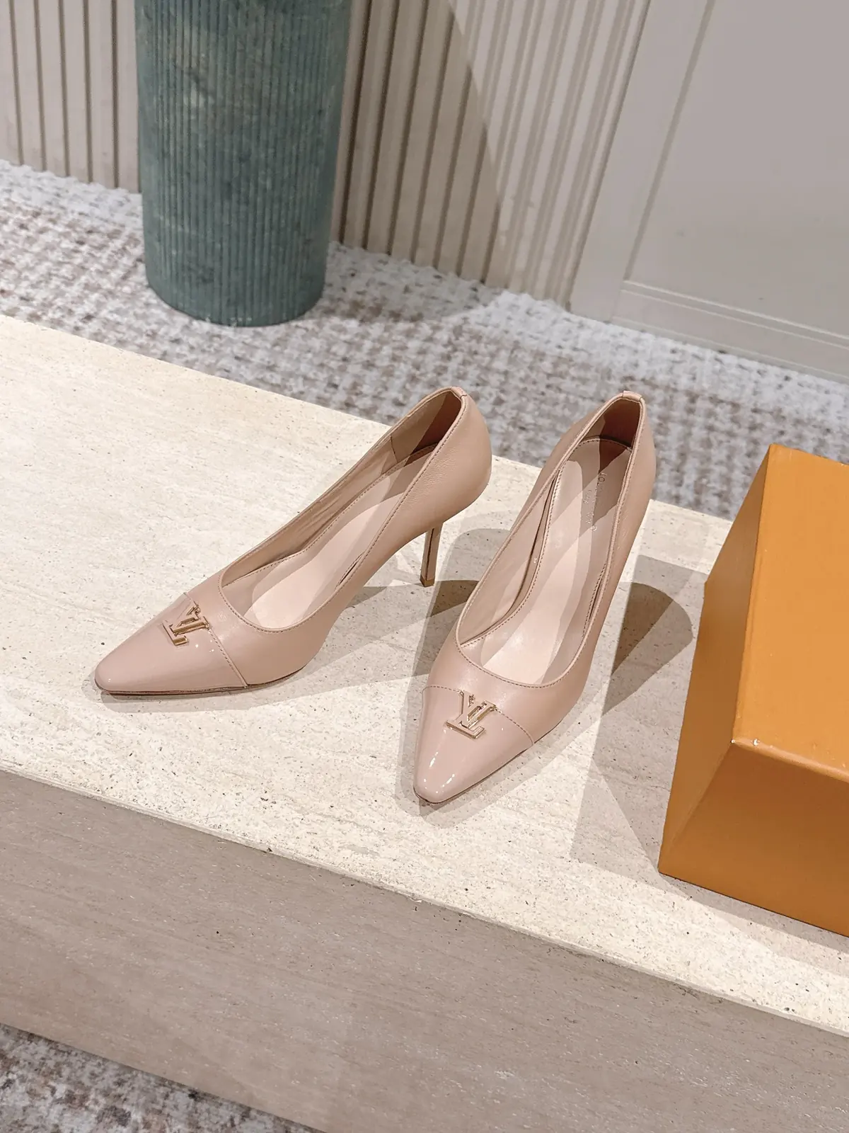 LV Style Leather Women's Shoes Lookbook Reference image 3