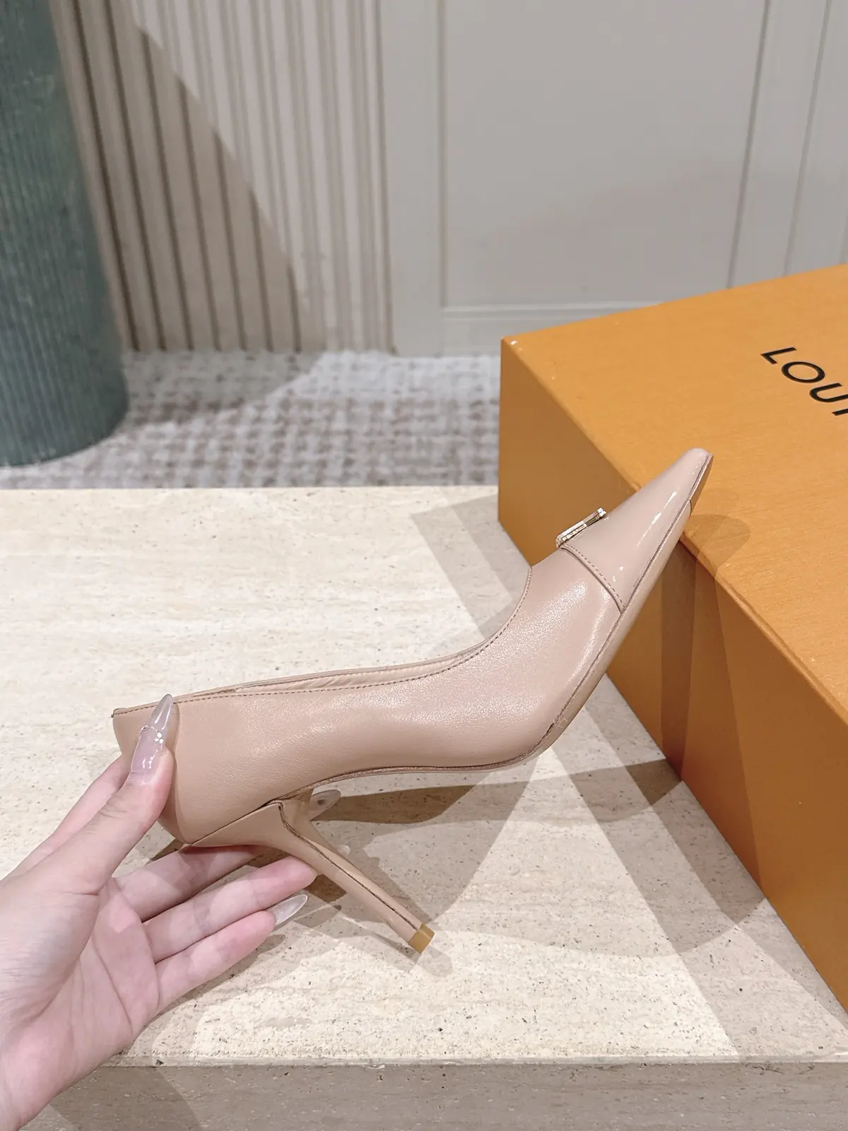 LV Style Leather Women's Shoes Lookbook Reference image 5