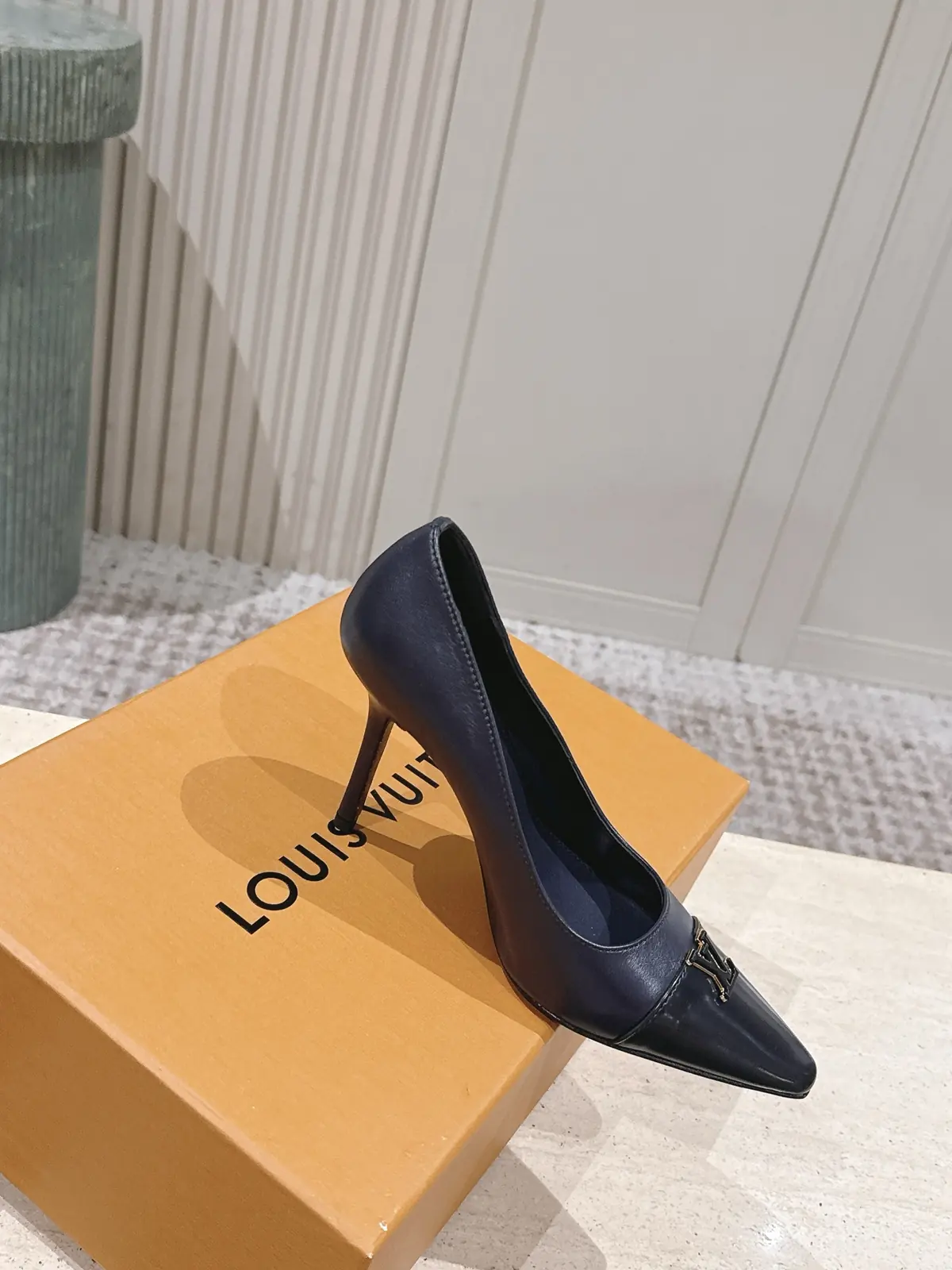 LV Style Leather Women's Shoes Lookbook Reference image 4