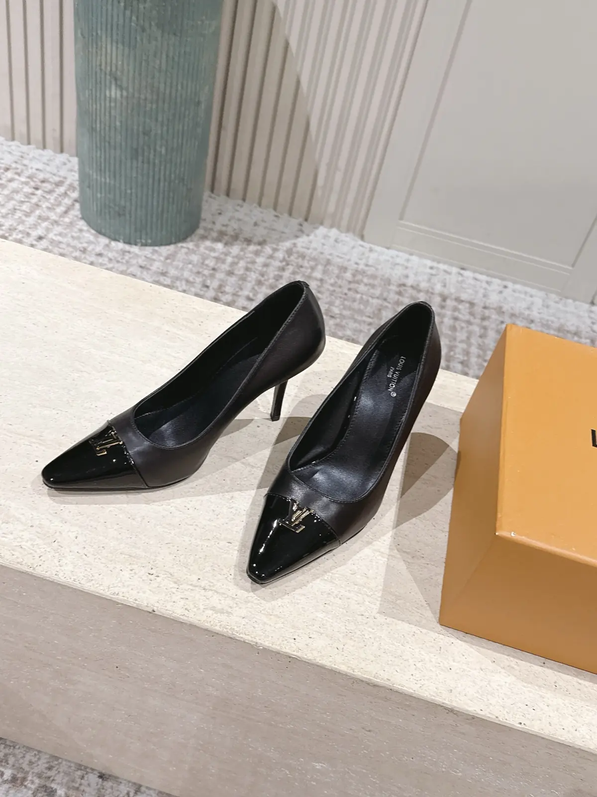 LV Style Leather Women's Shoes Lookbook Reference image 3