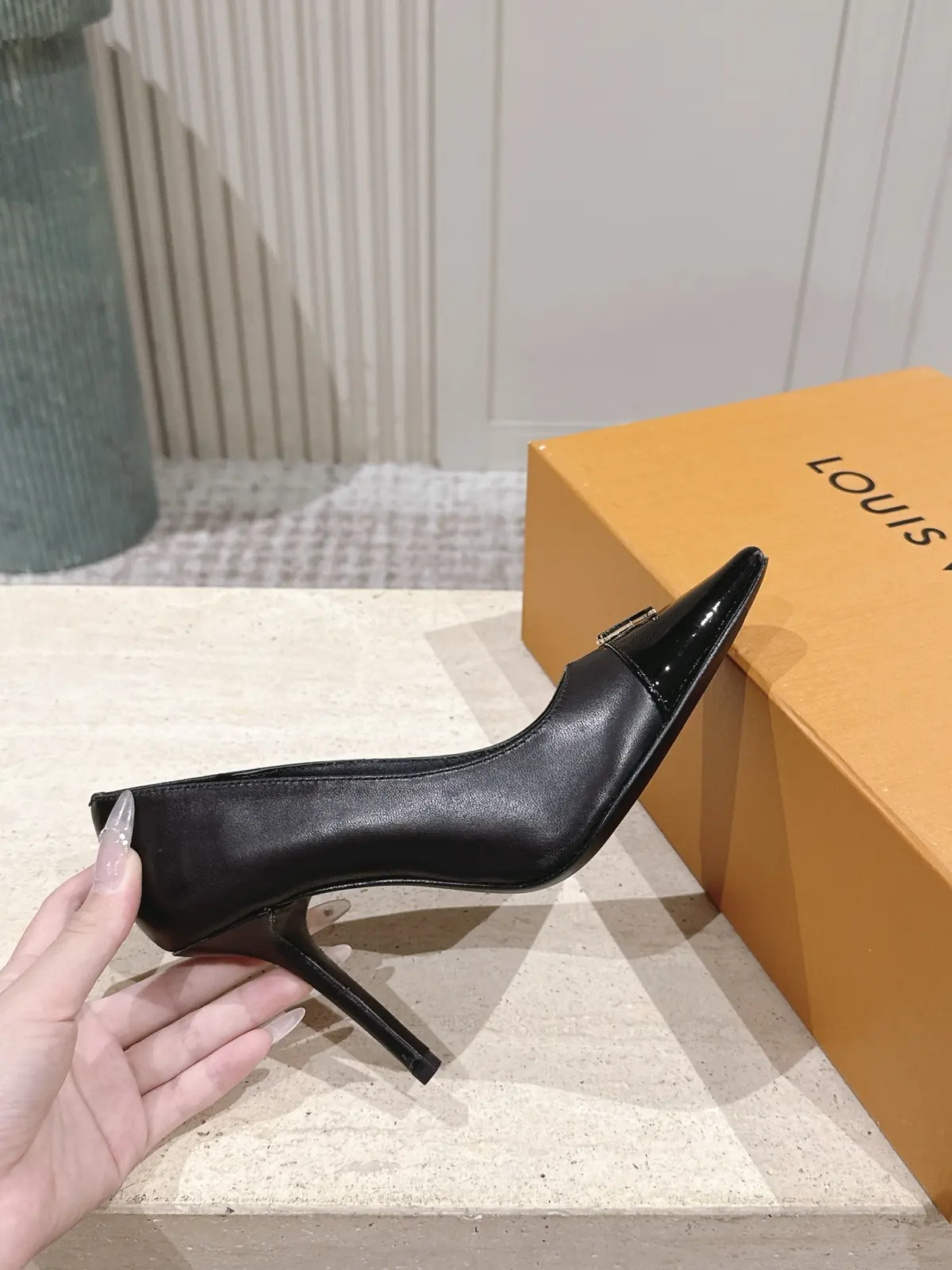 LV Style Leather Women's Shoes Lookbook Reference image 5