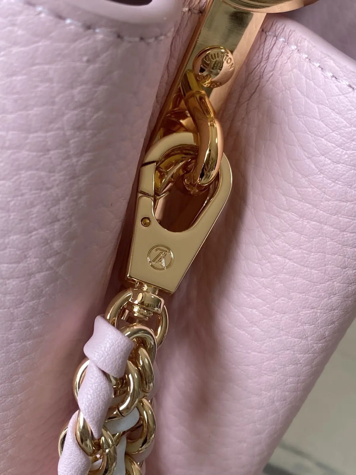 LV Style Pink Leather Top Handle Bag style reference detail image 3 from source 787666