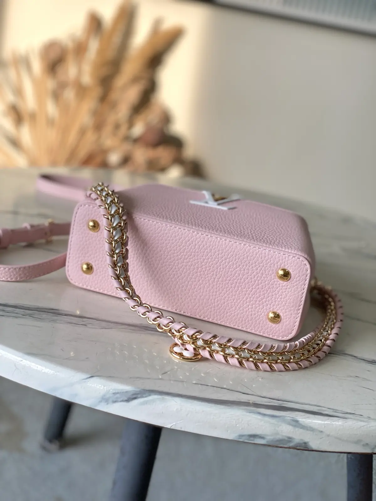 LV Style Pink Leather Top Handle Bag style reference detail image 4 from source 787667