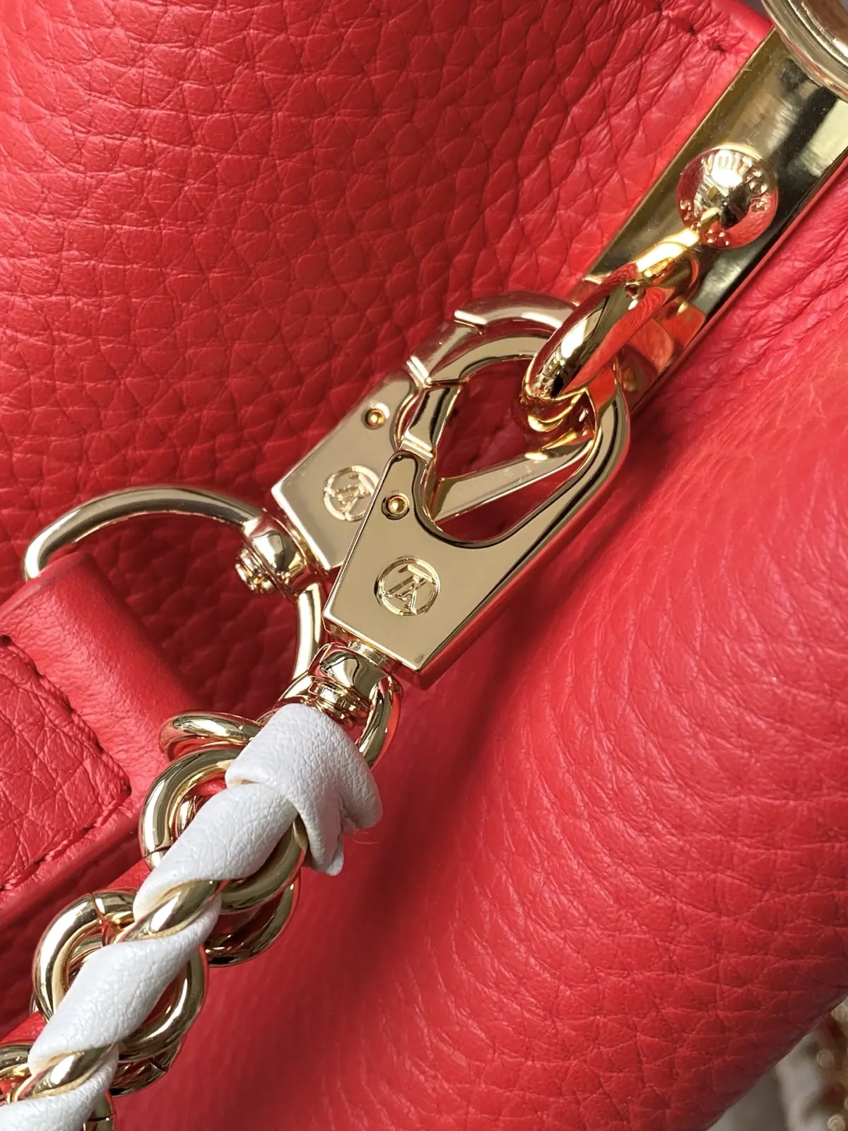 LV Style Red Leather Top Handle Bag style reference detail image 6 from source 787655