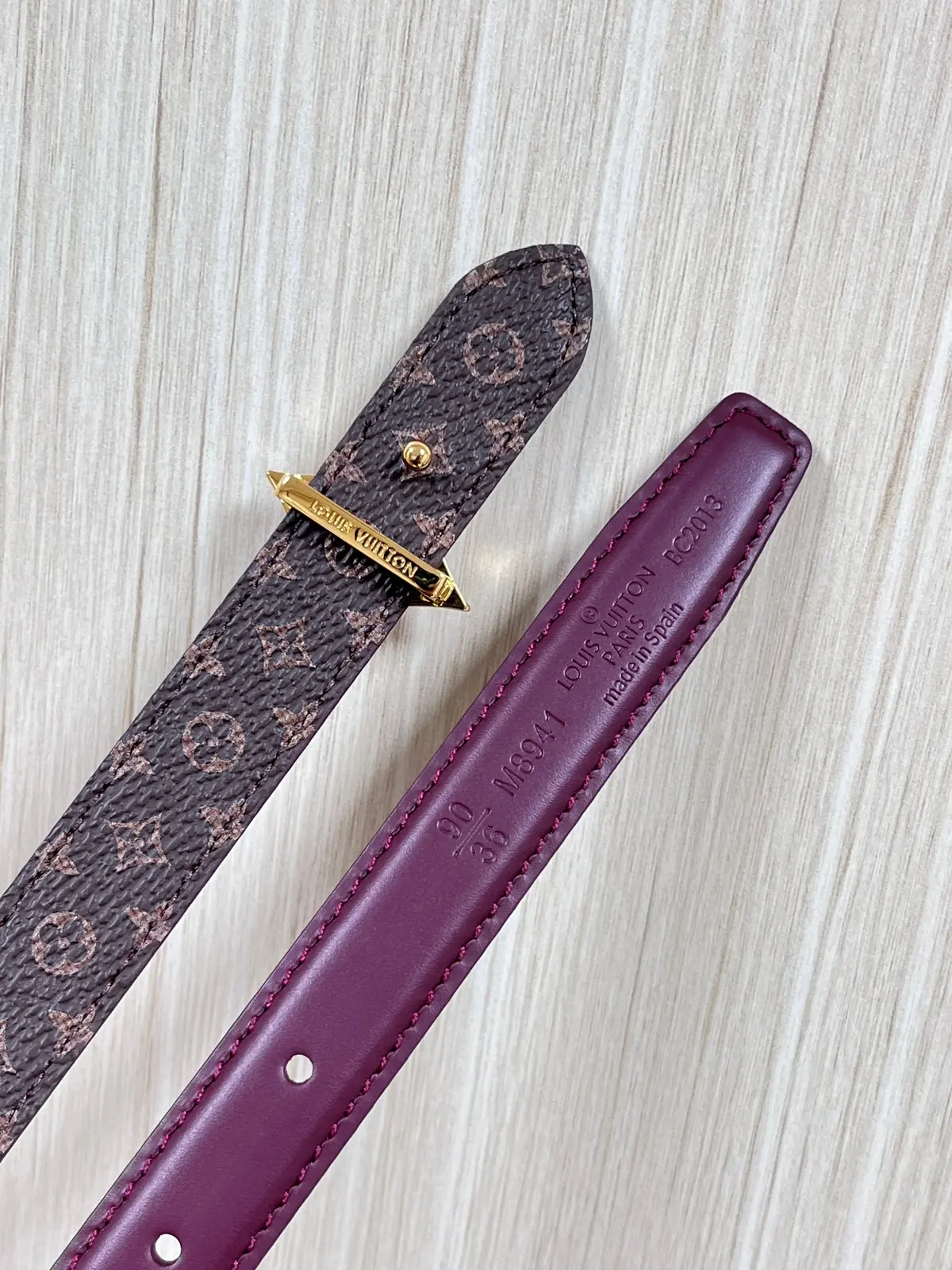 LV Style Red Leather Women's Belt Lookbook Reference image 3