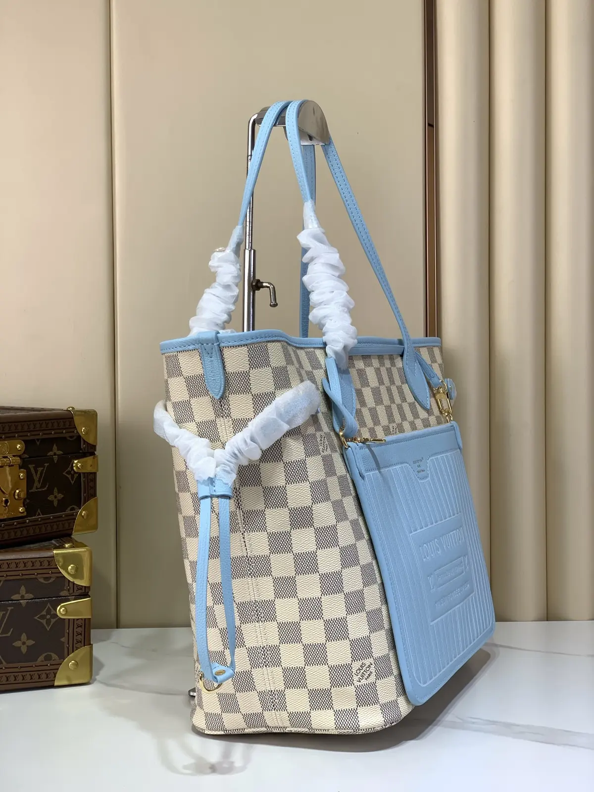 LV Style White Bag Lookbook Reference image 2