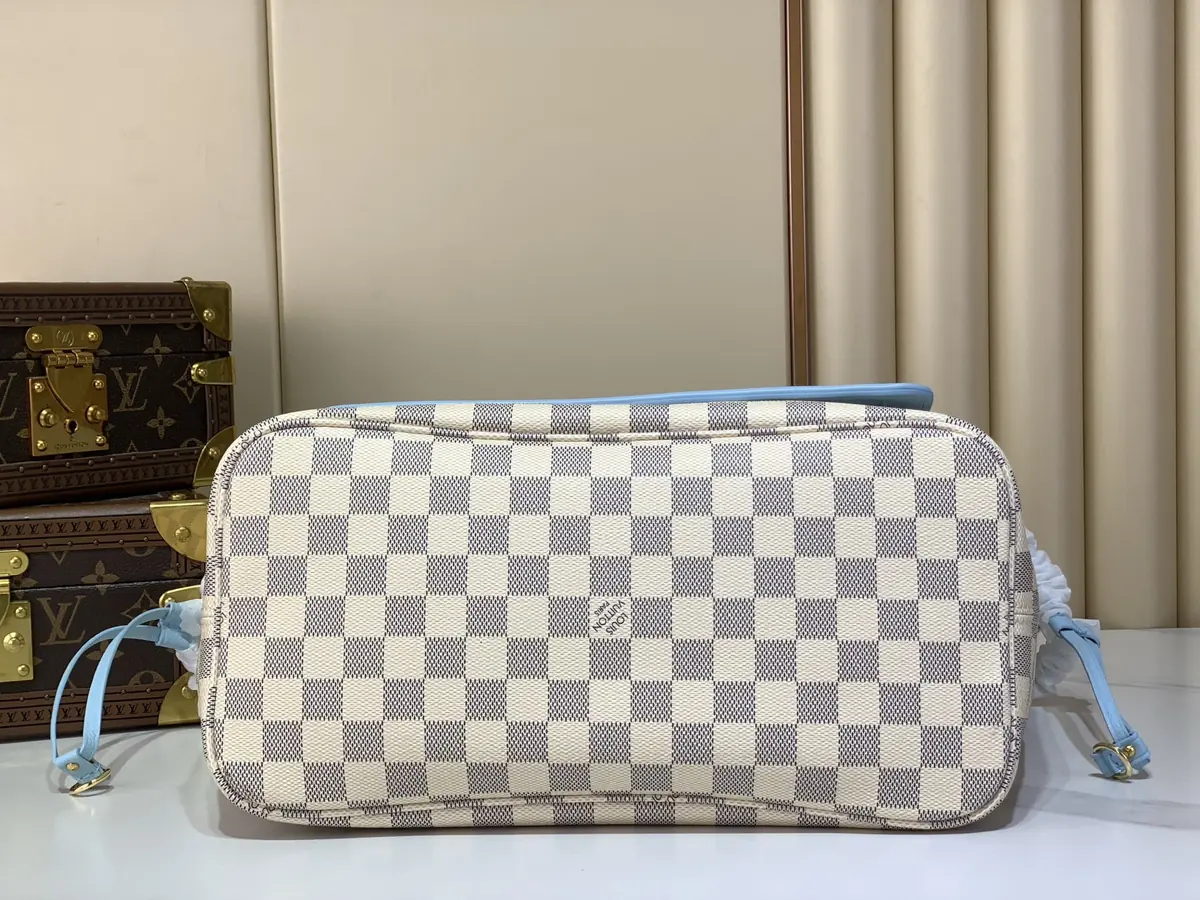 LV Style White Bag Lookbook Reference image 4