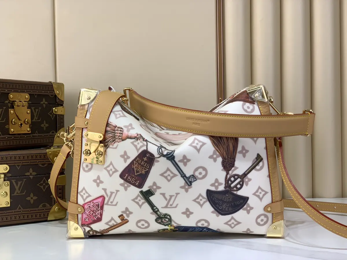 LV Style White Canvas Bag Lookbook Reference image 1