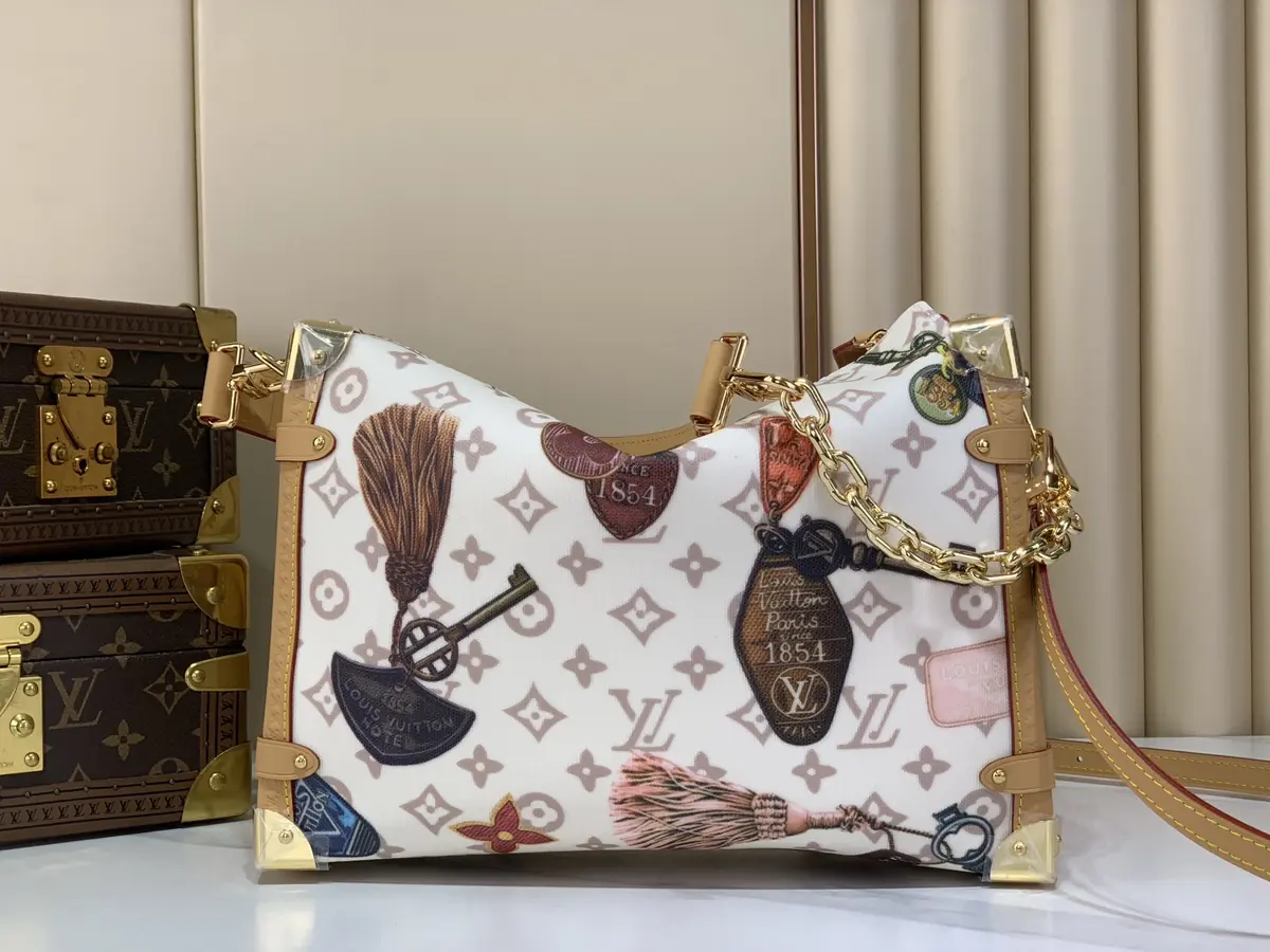 LV Style White Canvas Bag Lookbook Reference image 3