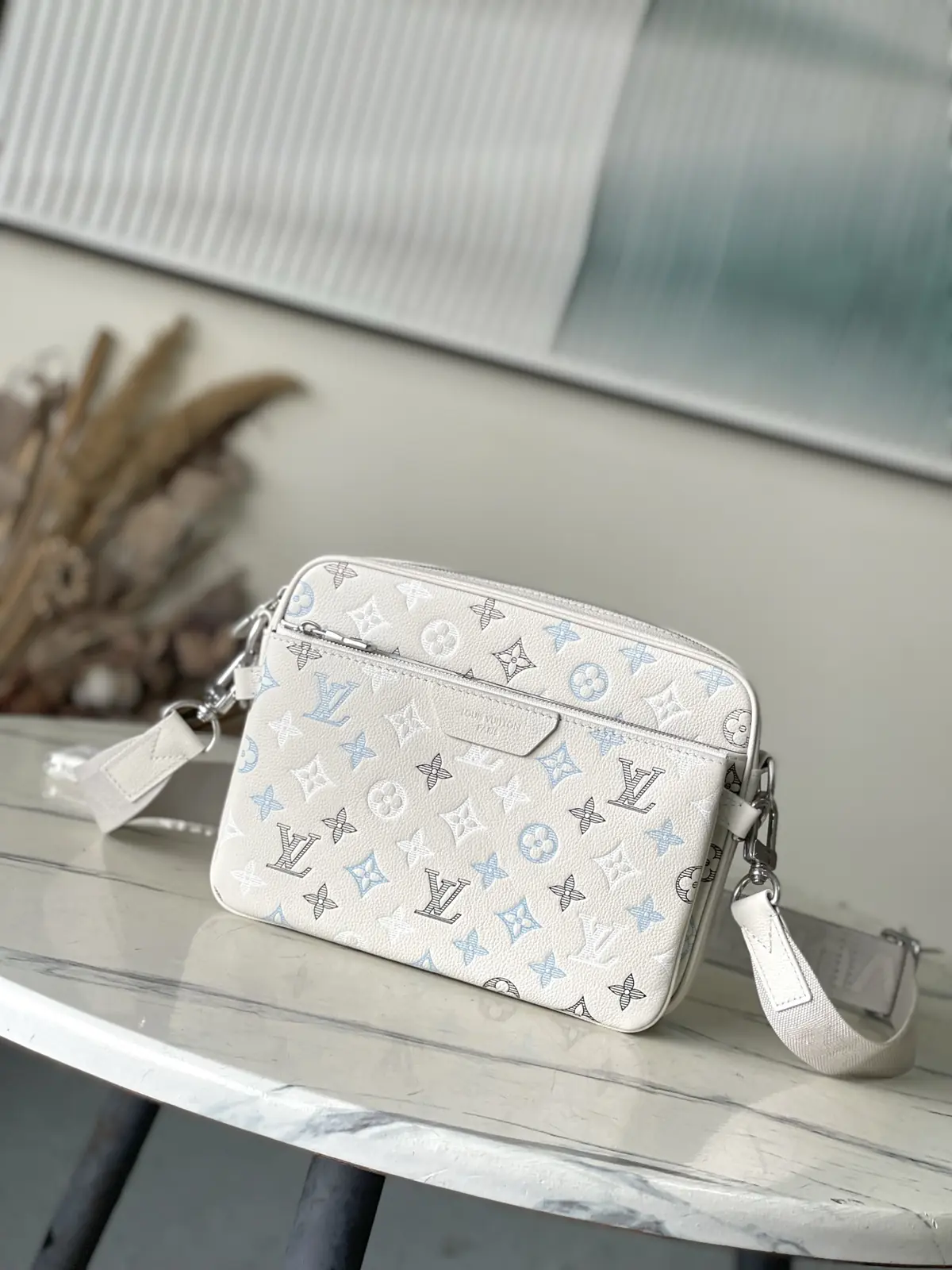 LV Style White Leather Messenger Bag Lookbook Reference image 1