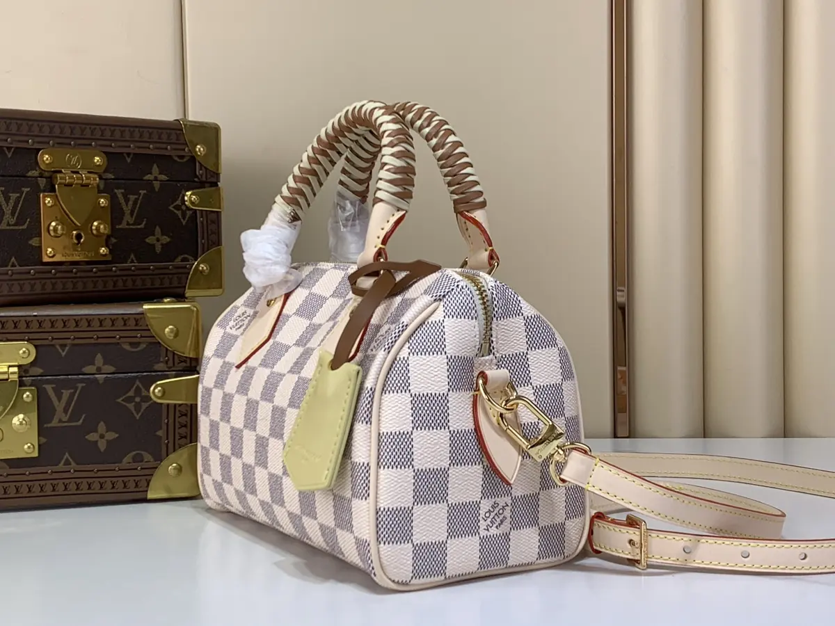 LV Style White Leather Shoulder Bag Lookbook Reference image 2