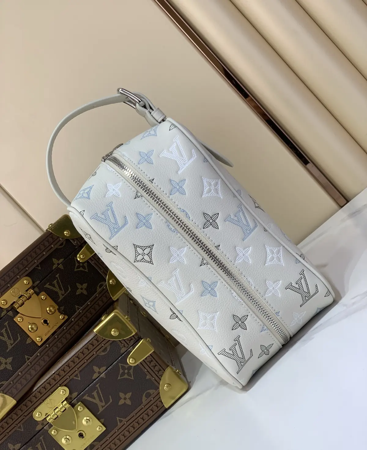 LV Style White Leather Toiletry Bag Lookbook Reference image 2