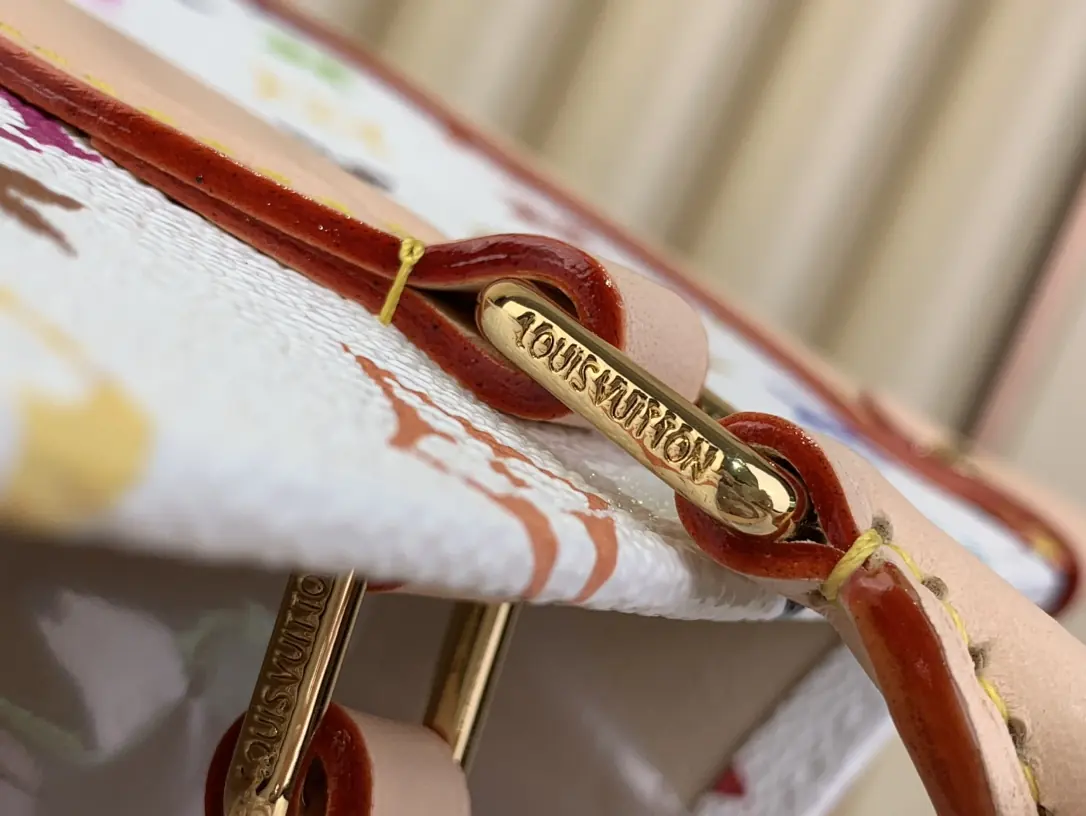 LV Style White Leather Top Handle Bag Lookbook Reference image 5
