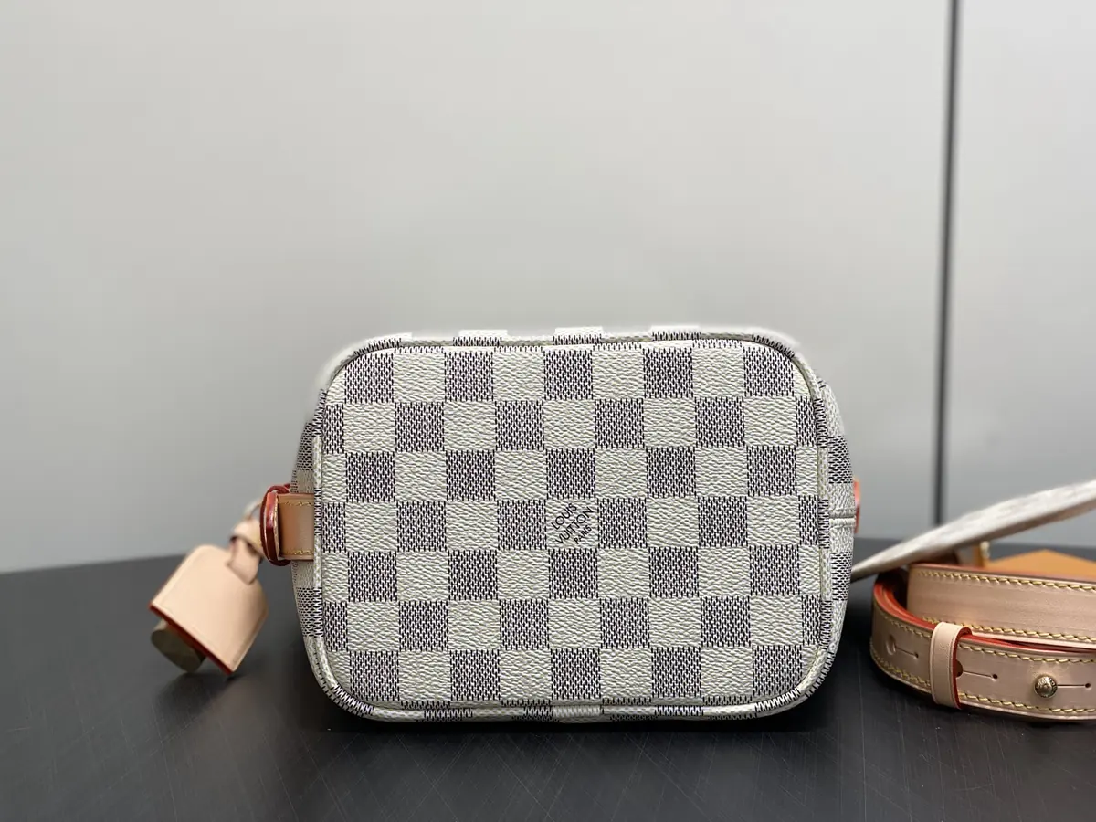 LV Style White Leather Top Handle Bag Lookbook Reference image 5