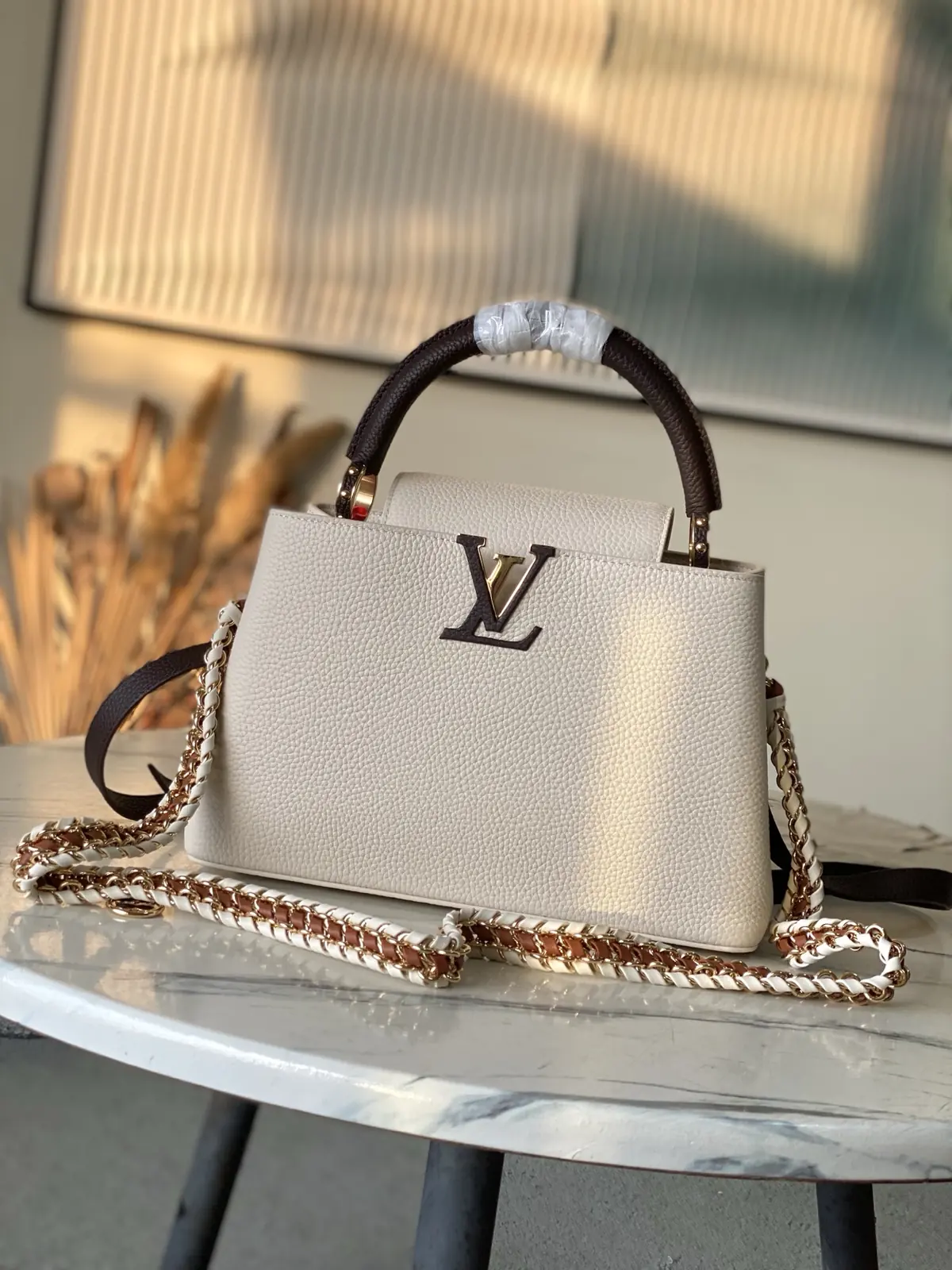 LV Style White Leather Top Handle Bag style reference detail image 1 from source 787660