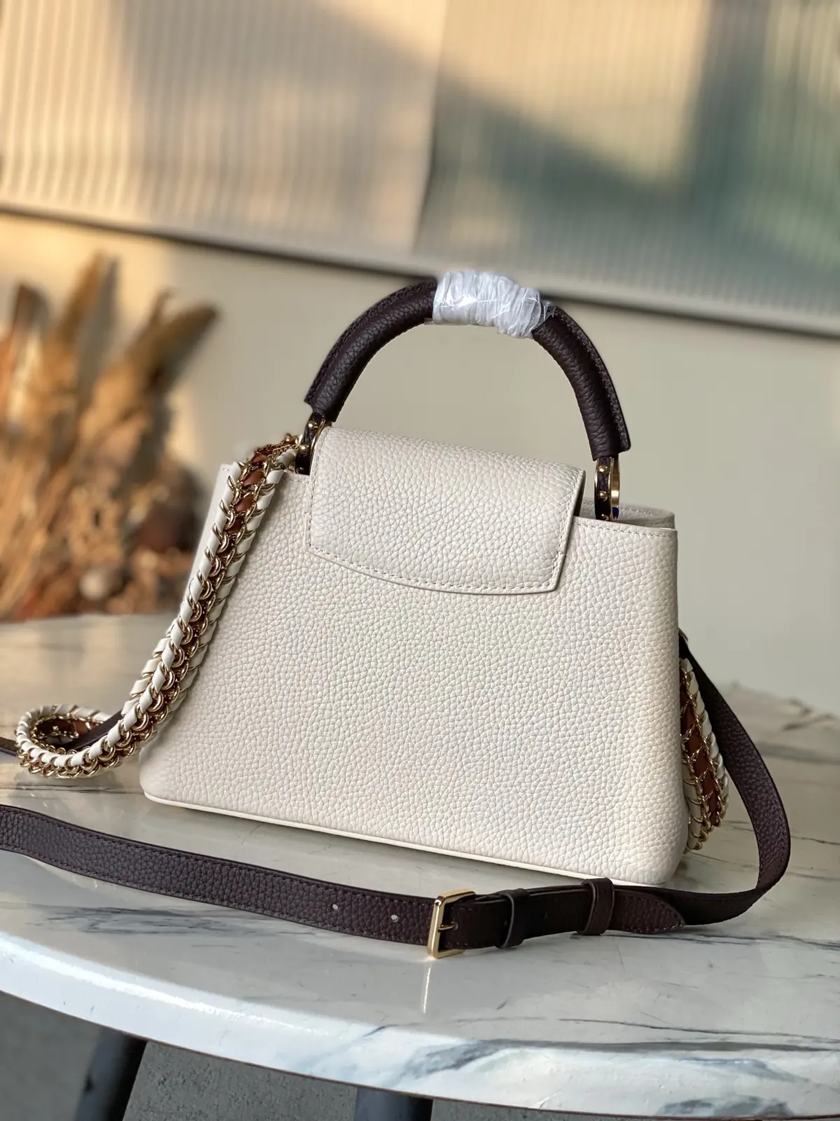 LV Style White Leather Top Handle Bag style reference detail image 3 from source 787661