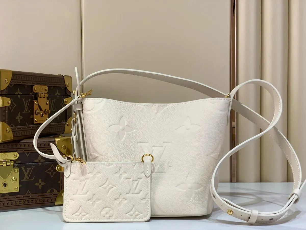 LV Style White Leather Top Handle Bag style reference detail image 3 from source 787680