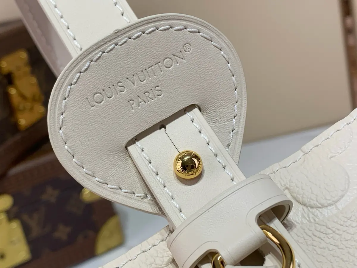LV Style White Leather Top Handle Bag style reference detail image 7 from source 787680