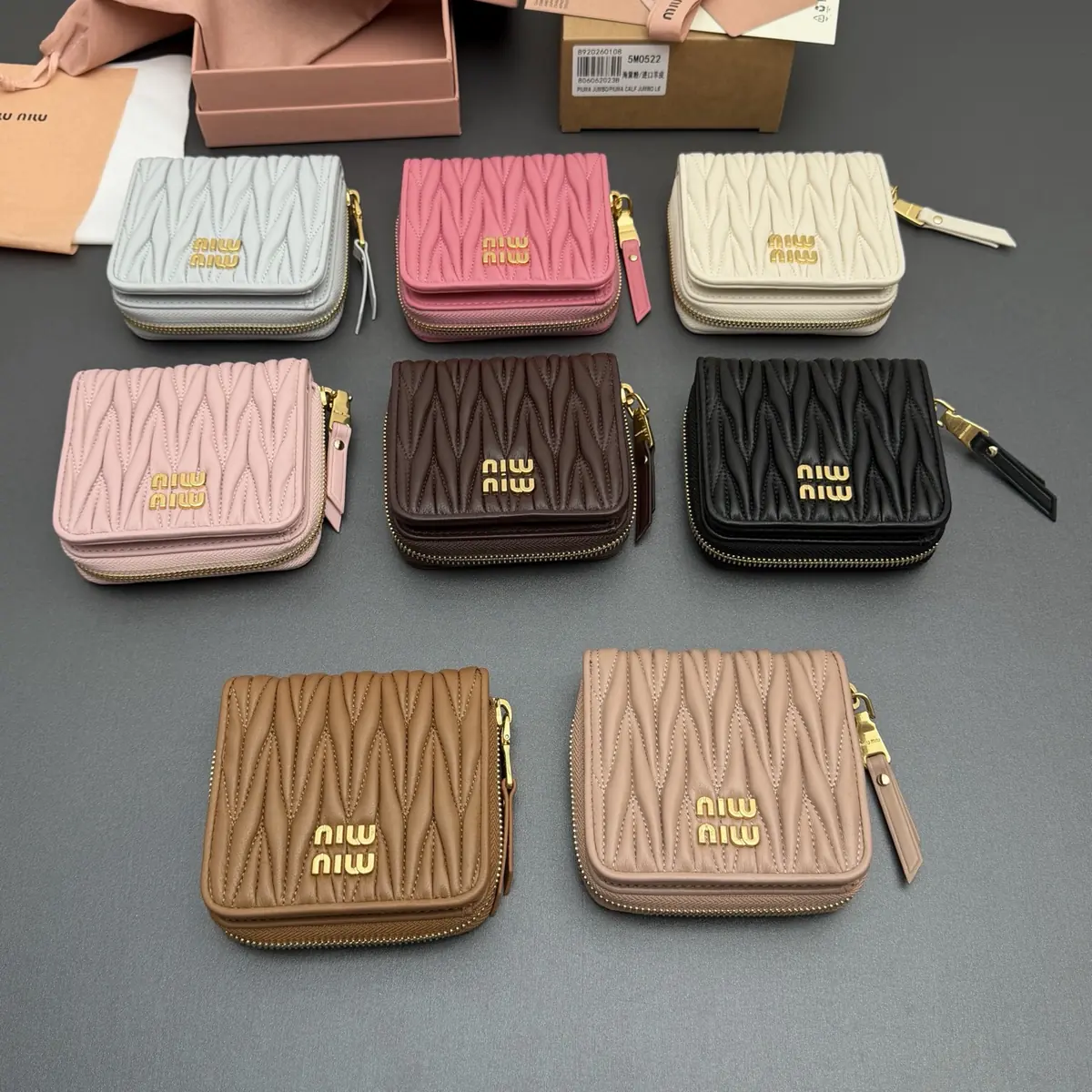 Miu Miu Style Beige Leather Wallet Lookbook Reference image 2