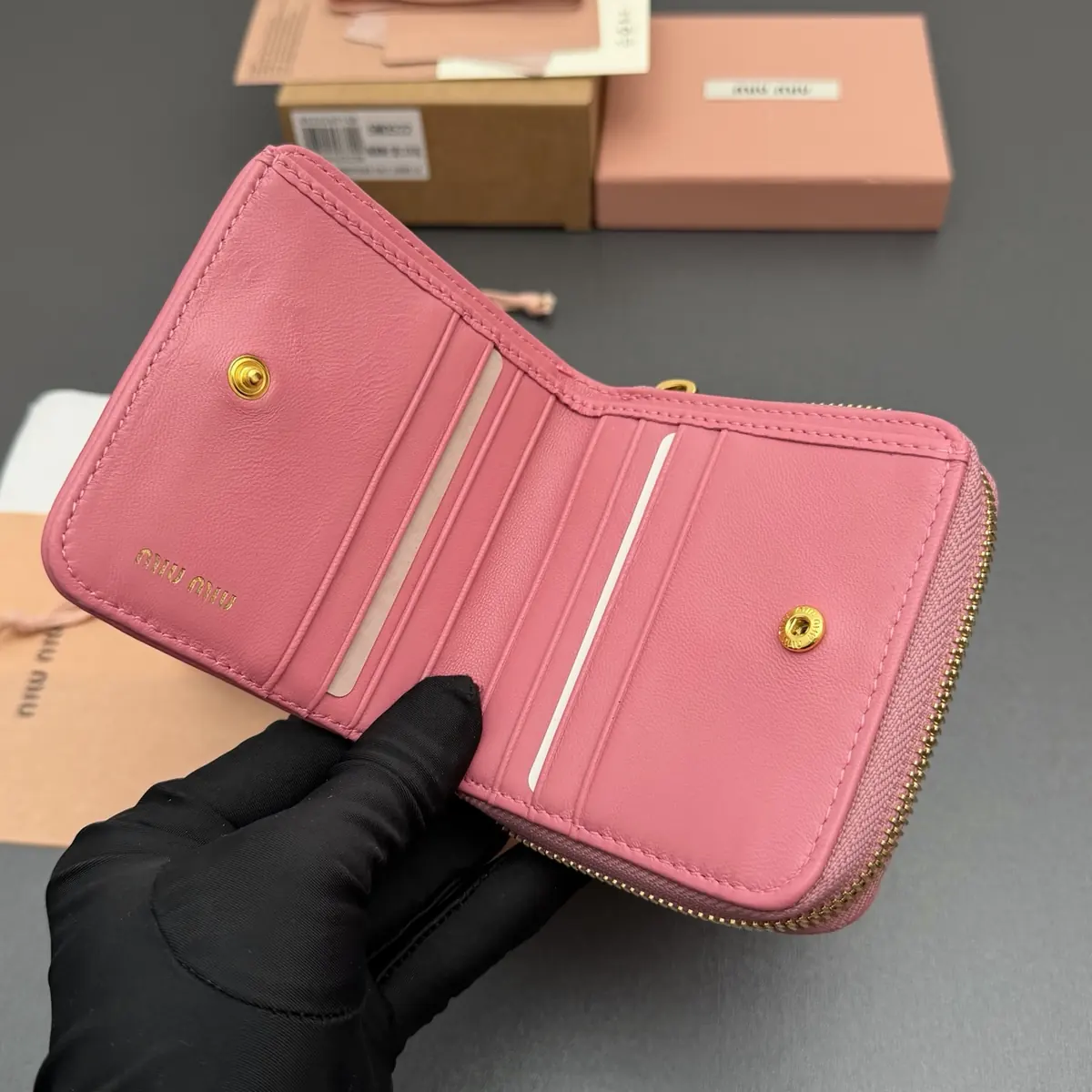 Miu Miu Style Beige Leather Wallet Lookbook Reference image 6