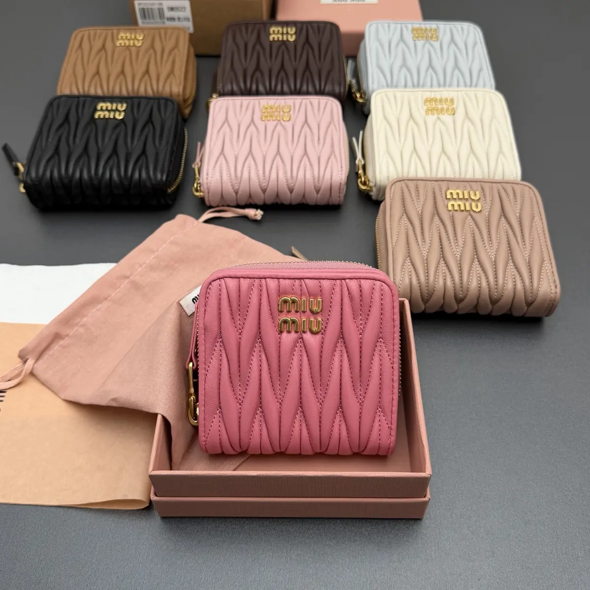 Miu Miu Style Beige Leather Wallet Lookbook Reference image 2