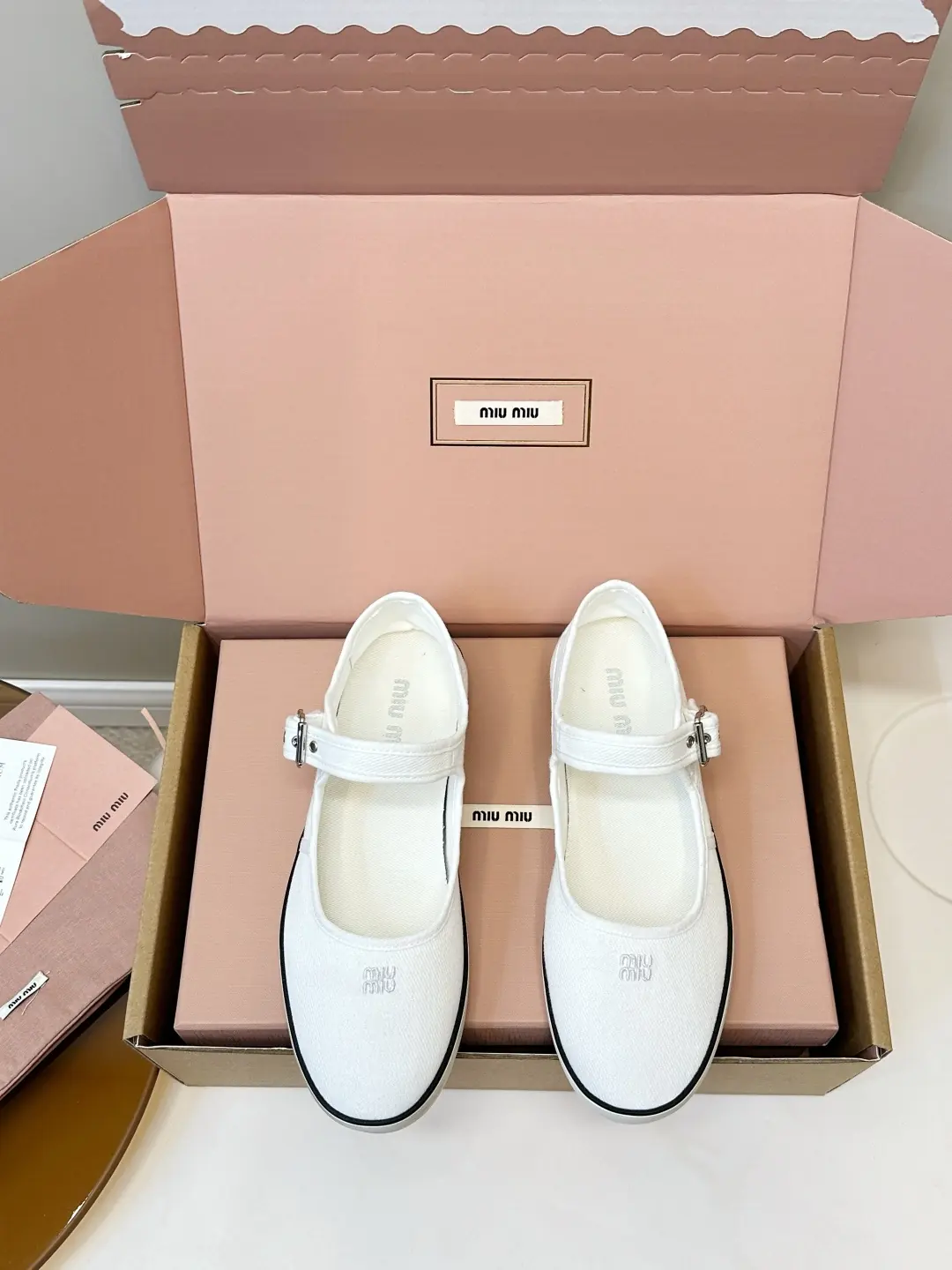 Miu Miu Style Canvas Bags Lookbook Reference image 1