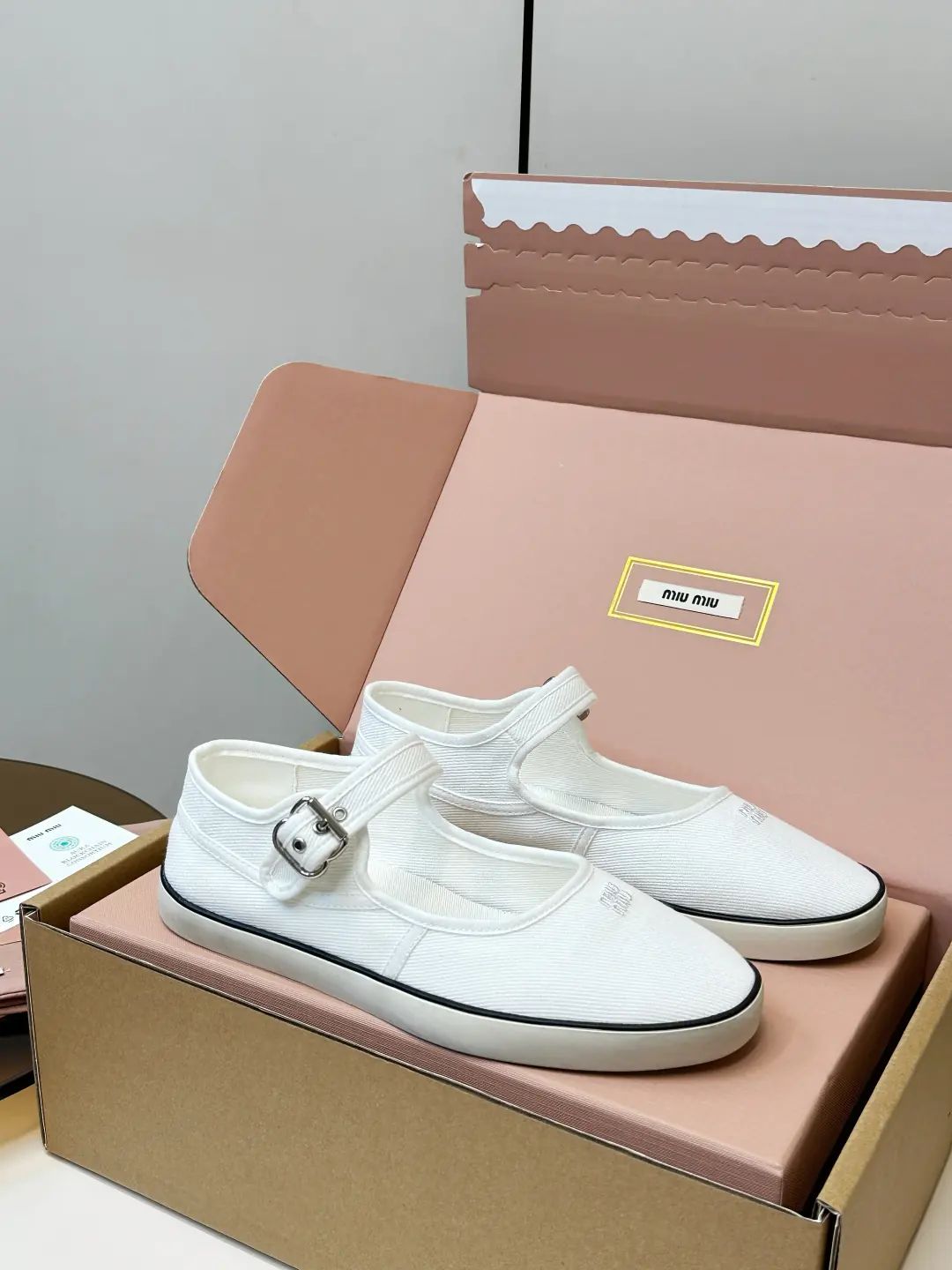 Miu Miu Style Canvas Bags Lookbook Reference image 2