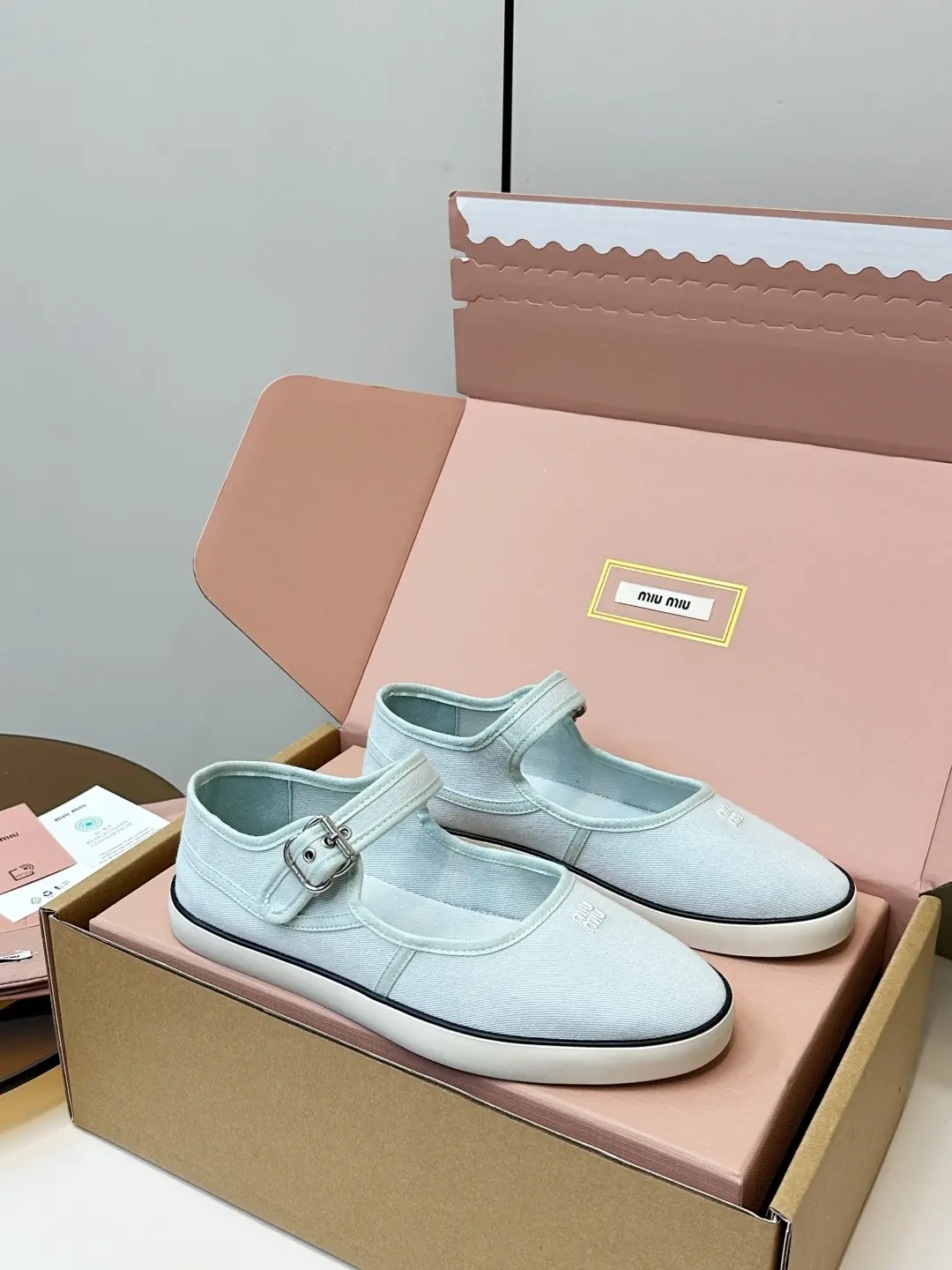 Miu Miu Style Canvas Bags Lookbook Reference image 2